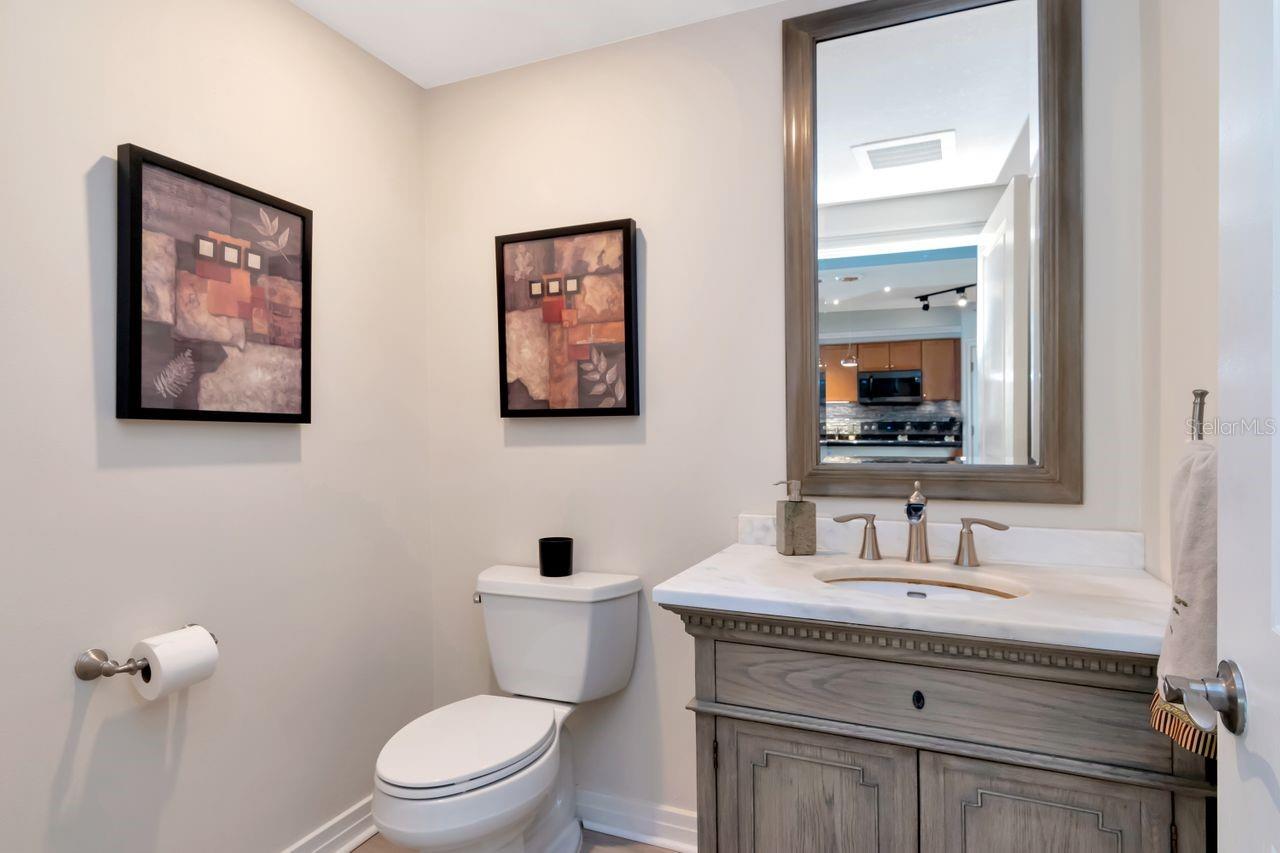 1350 GULF BLVD #301, CLEARWATER BEACH, FL, 33767