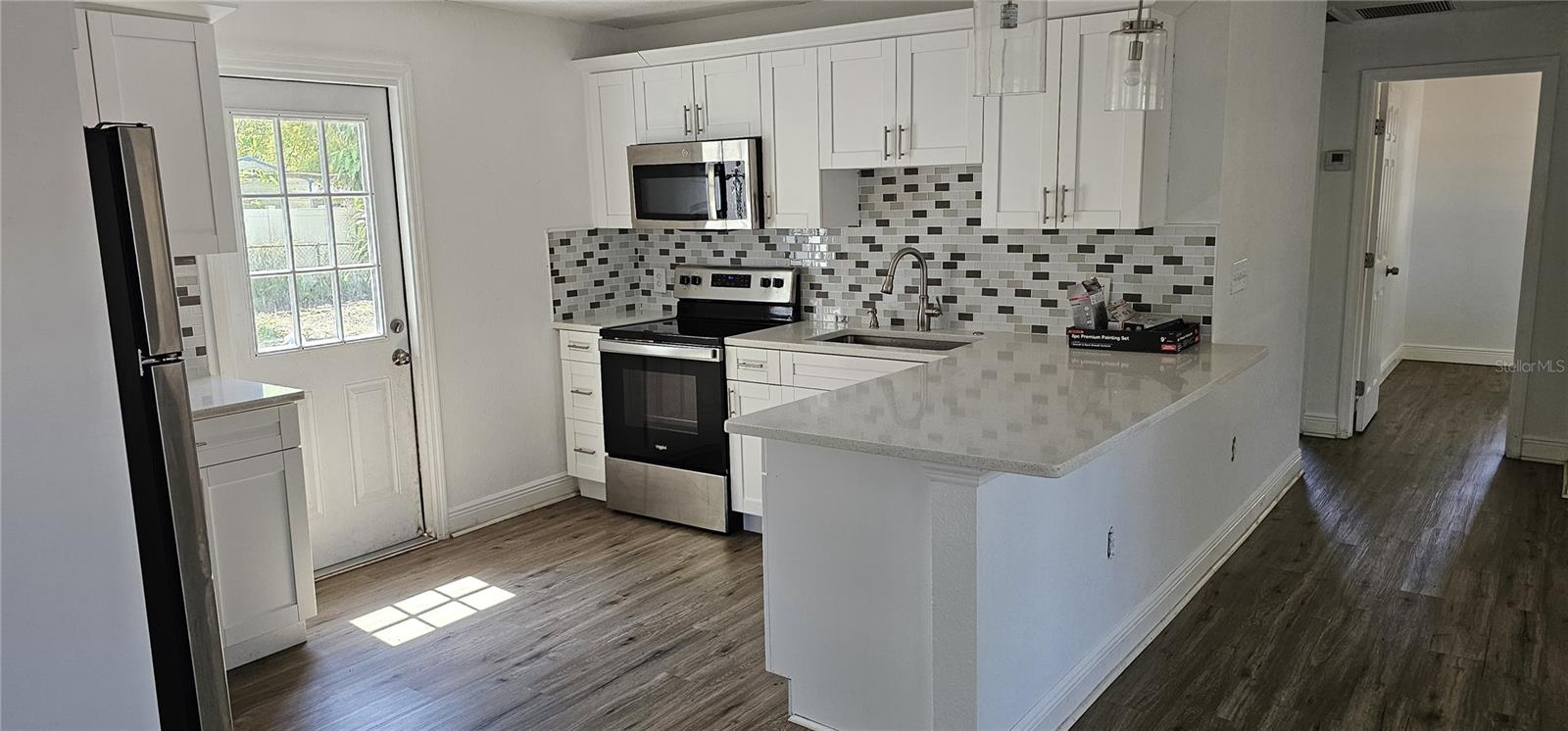 807 S CASTLE CT, TAMPA, FL, 33612