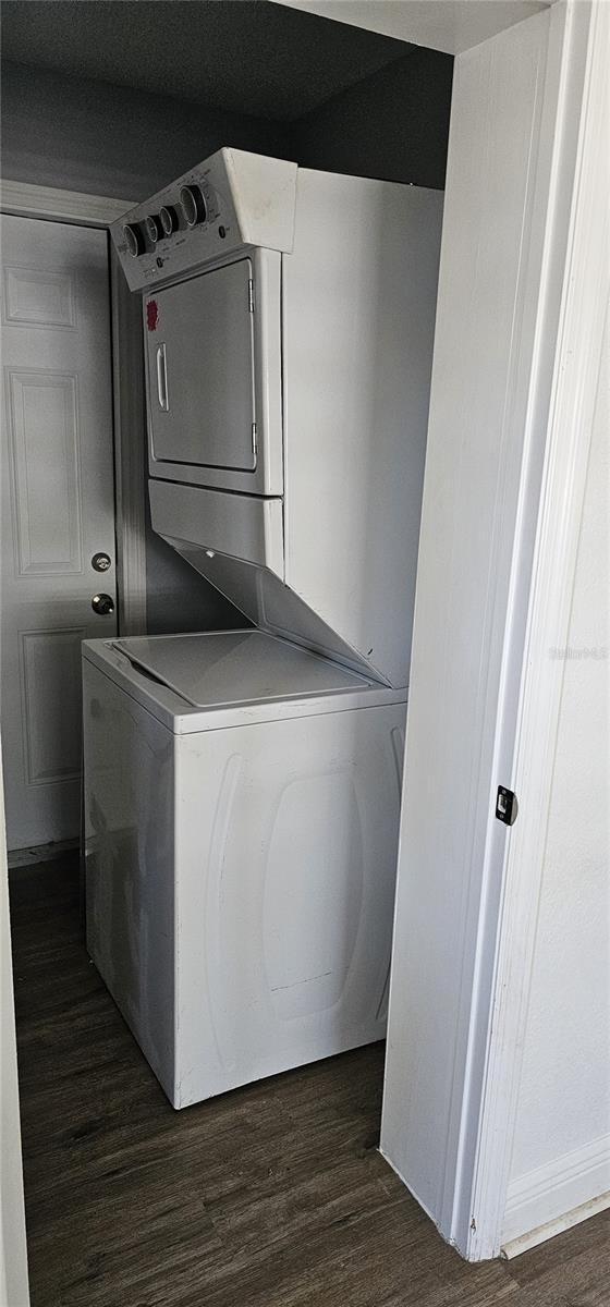 807 S CASTLE CT, TAMPA, FL, 33612