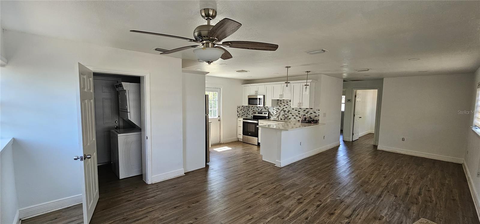 807 S CASTLE CT, TAMPA, FL, 33612