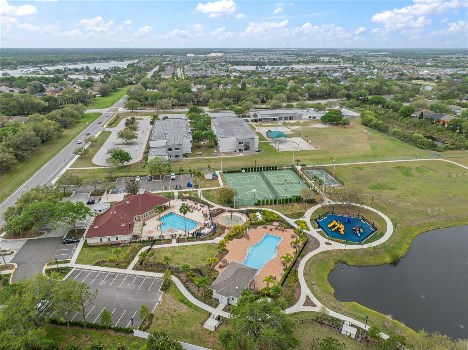 7423 OXFORD GARDEN CIR, APOLLO BEACH, FL, 33572