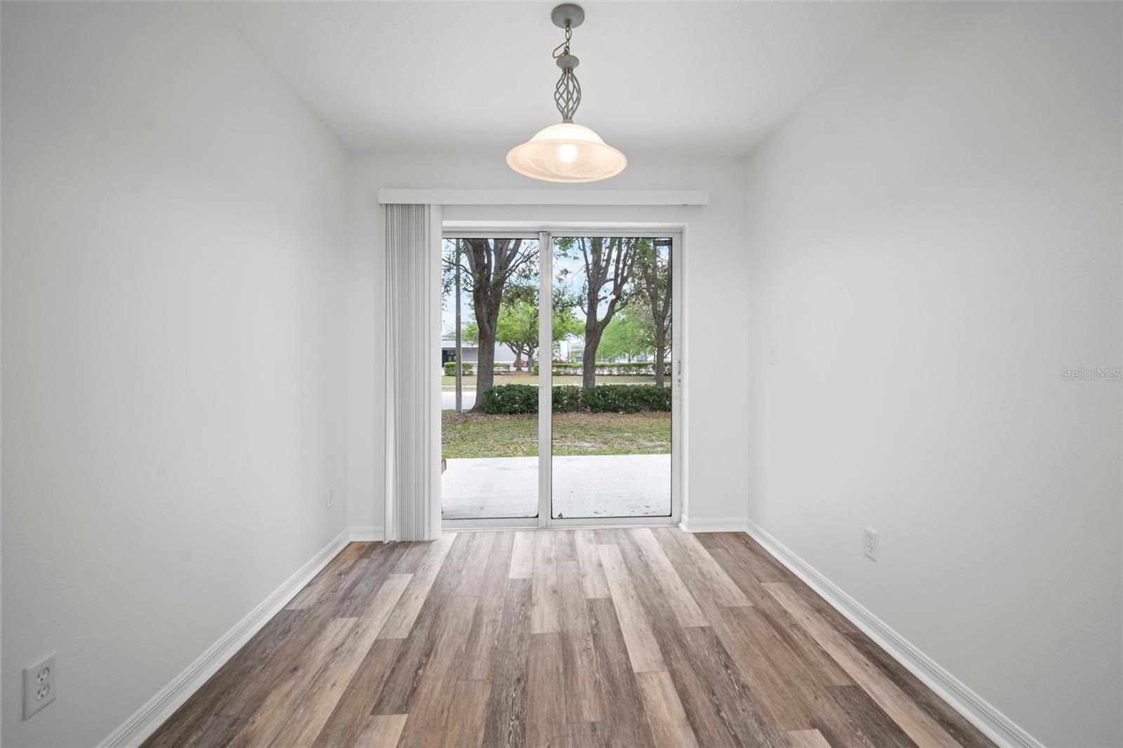 7423 OXFORD GARDEN CIR, APOLLO BEACH, FL, 33572