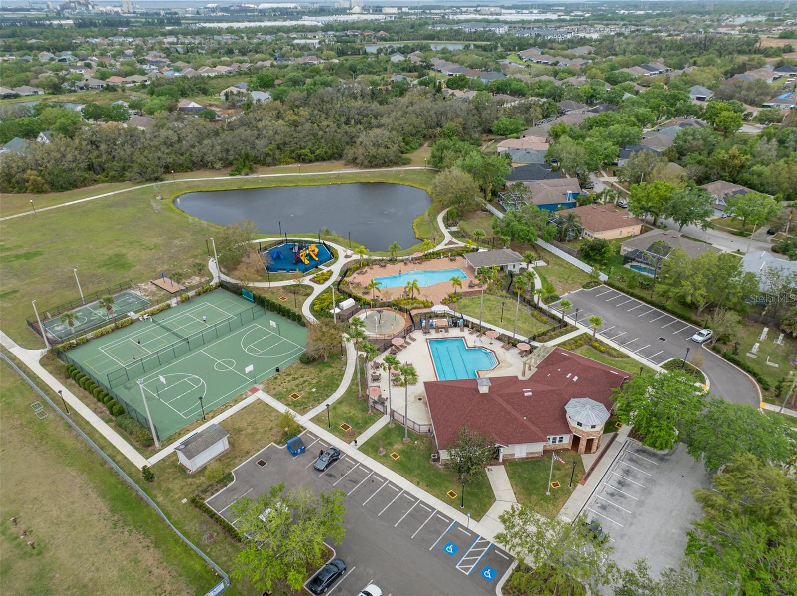 7423 OXFORD GARDEN CIR, APOLLO BEACH, FL, 33572