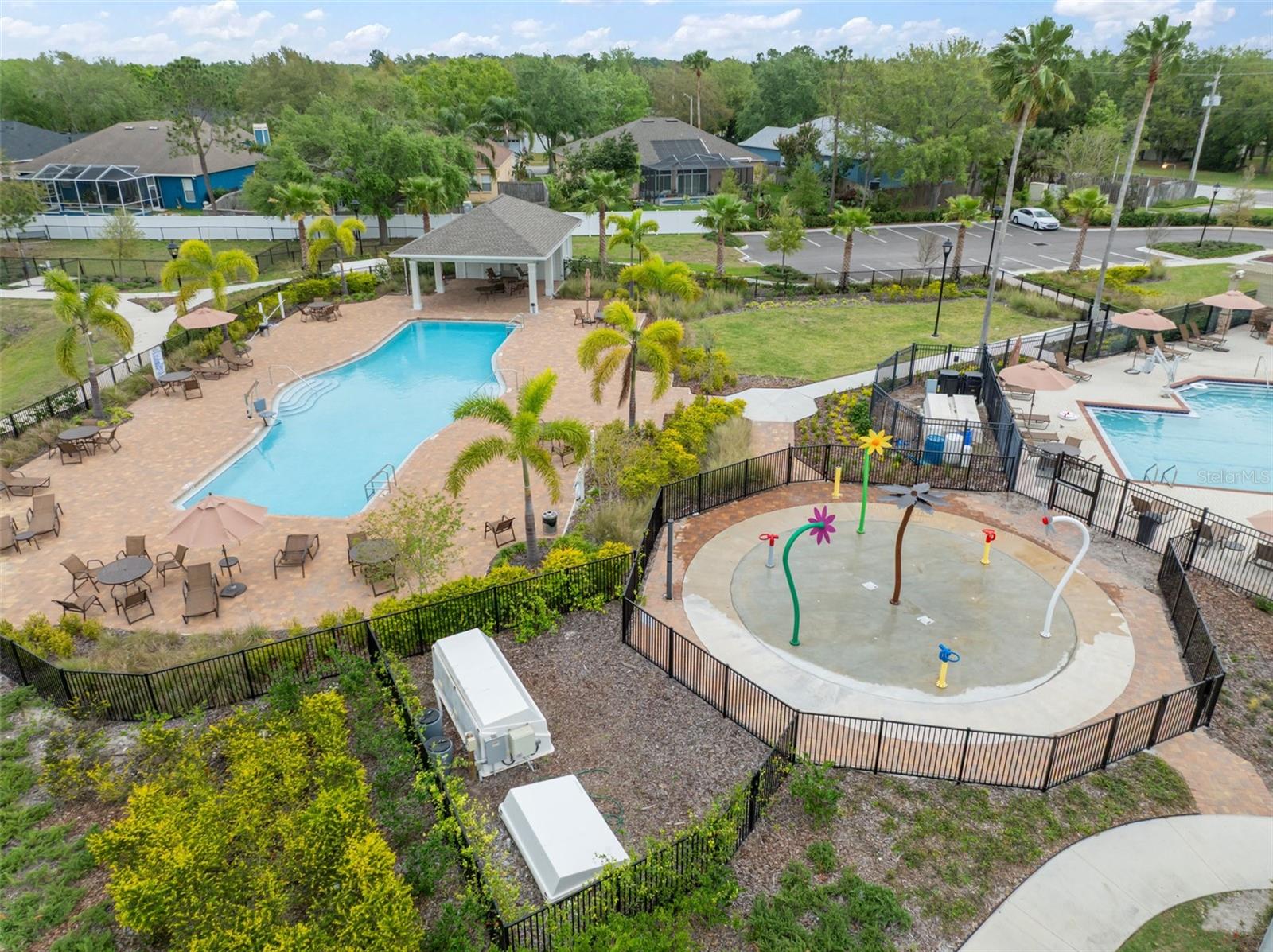 7423 OXFORD GARDEN CIR, APOLLO BEACH, FL, 33572