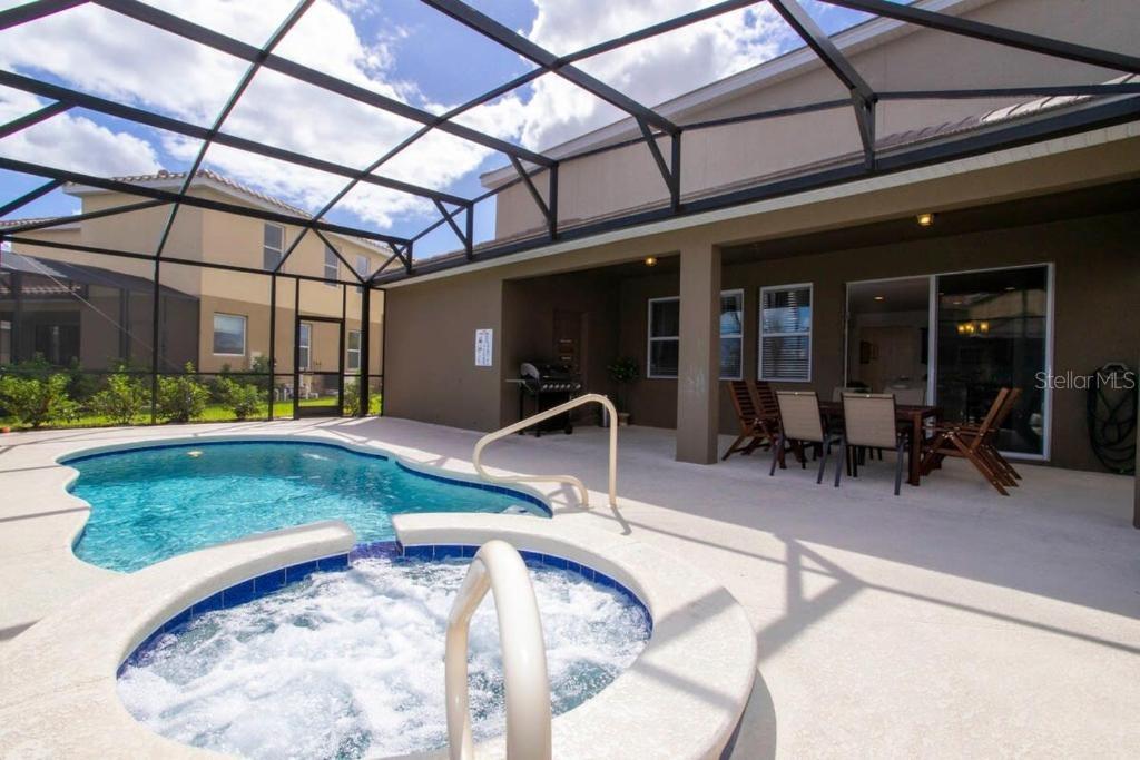 6071 BROAD OAK DR, DAVENPORT, FL, 33837
