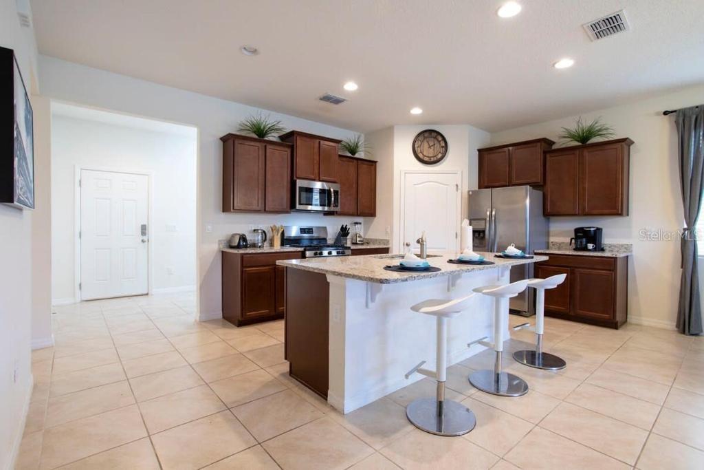 6071 BROAD OAK DR, DAVENPORT, FL, 33837