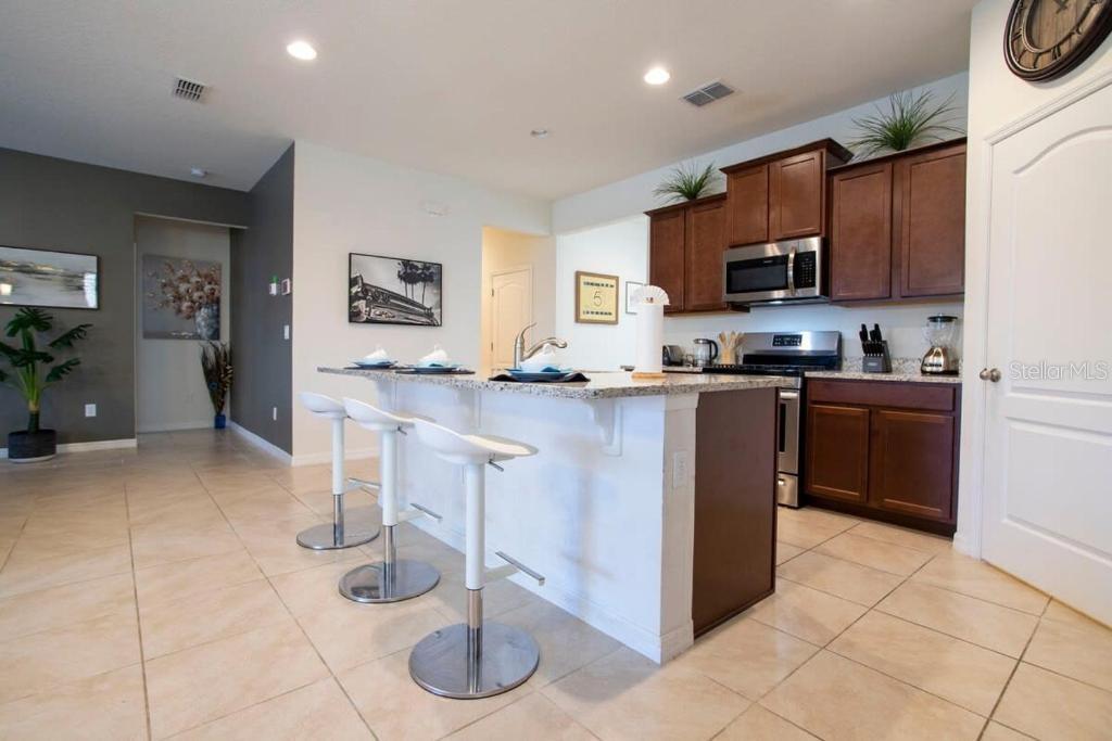 6071 BROAD OAK DR, DAVENPORT, FL, 33837
