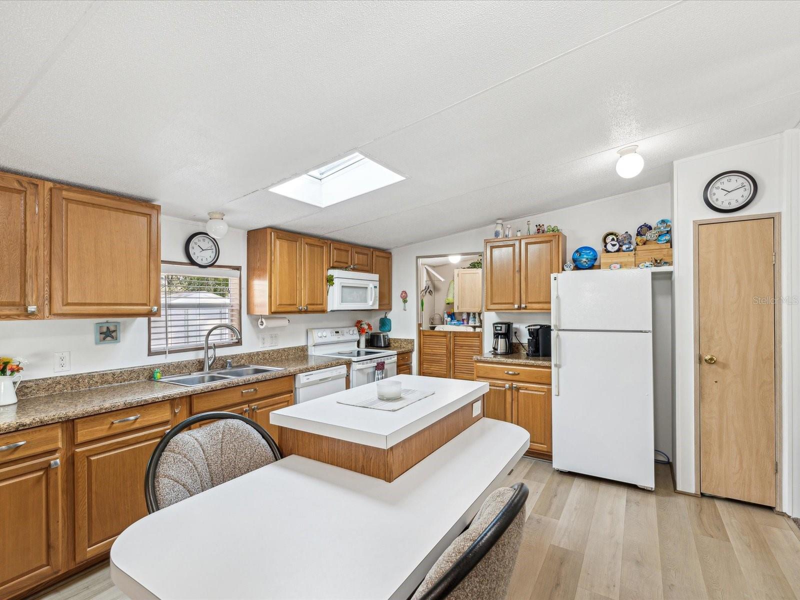 25495 HECKMAN DR, BROOKSVILLE, FL, 34601