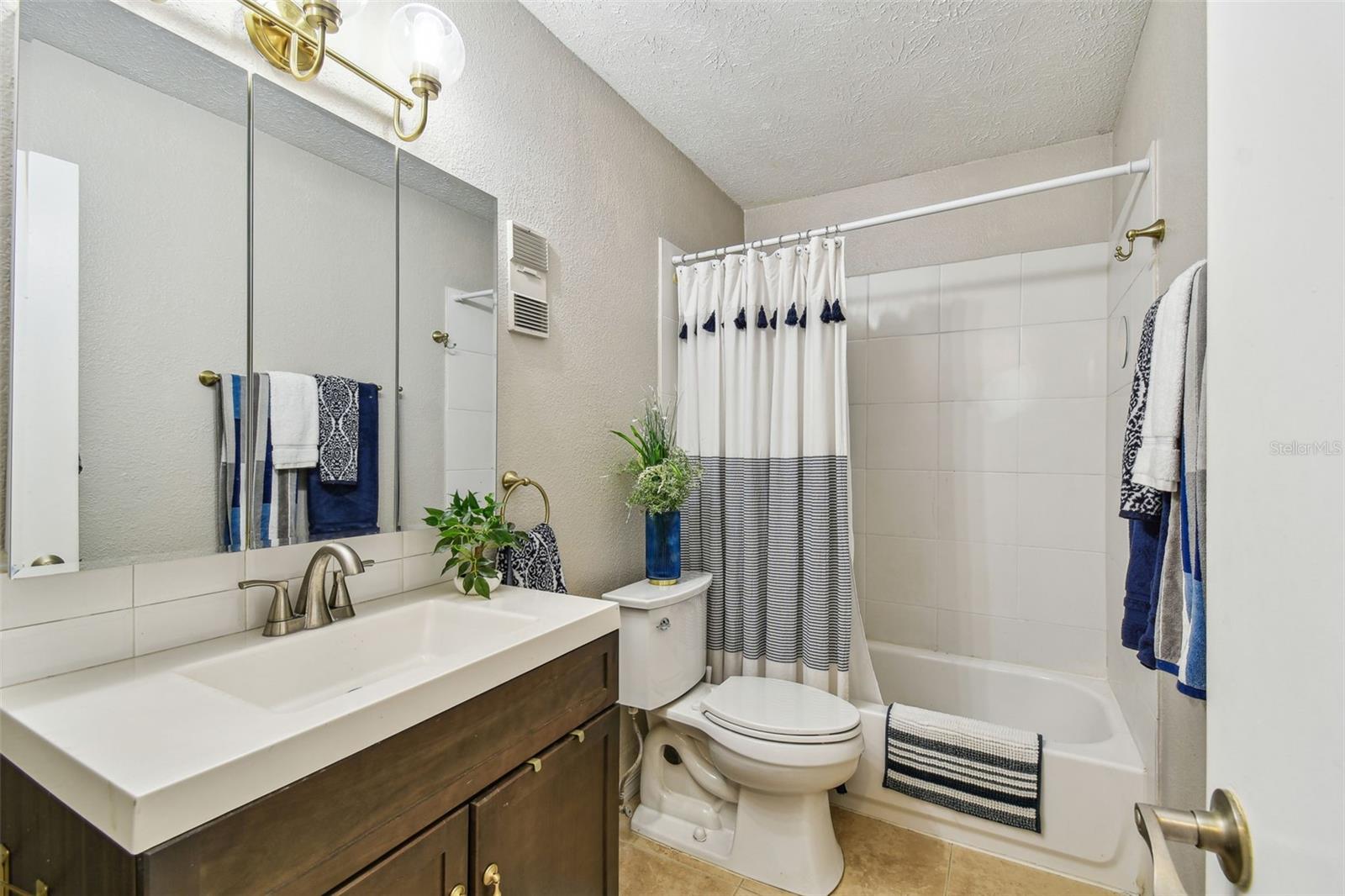 13754 ORANGE SUNSET DR #101, TAMPA, FL, 33618