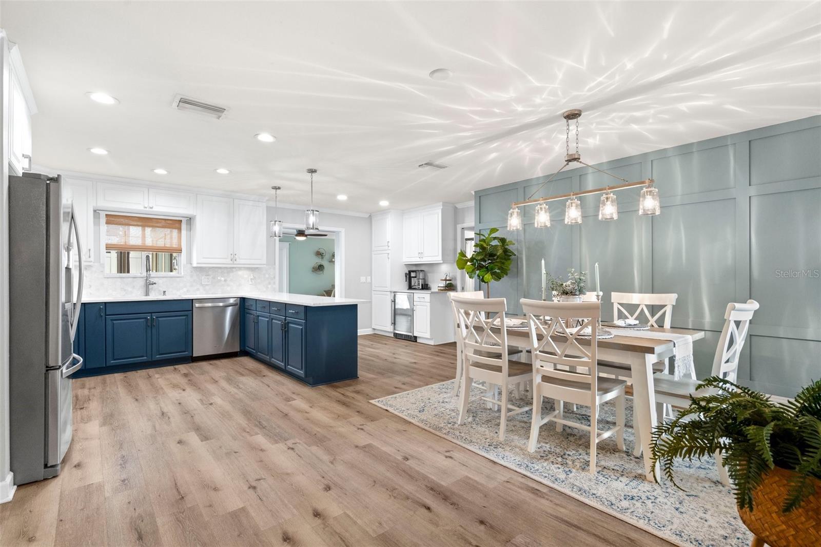 611 LIMETREE DR, OLDSMAR, FL, 34677
