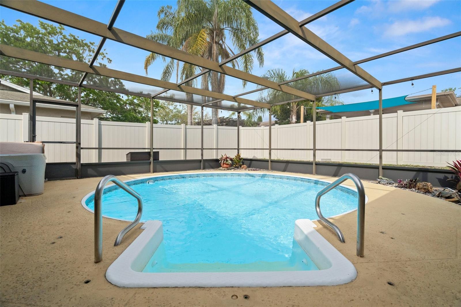 611 LIMETREE DR, OLDSMAR, FL, 34677