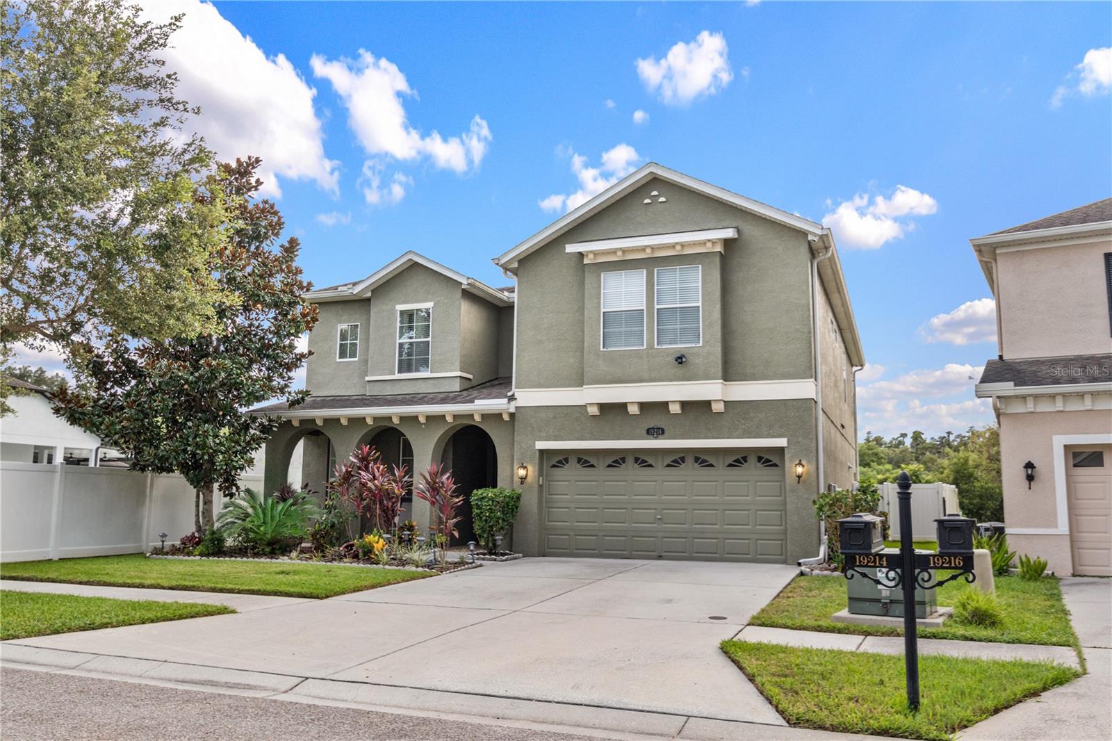 19214 EARLY VIOLET DR NE, TAMPA, FL, 33647