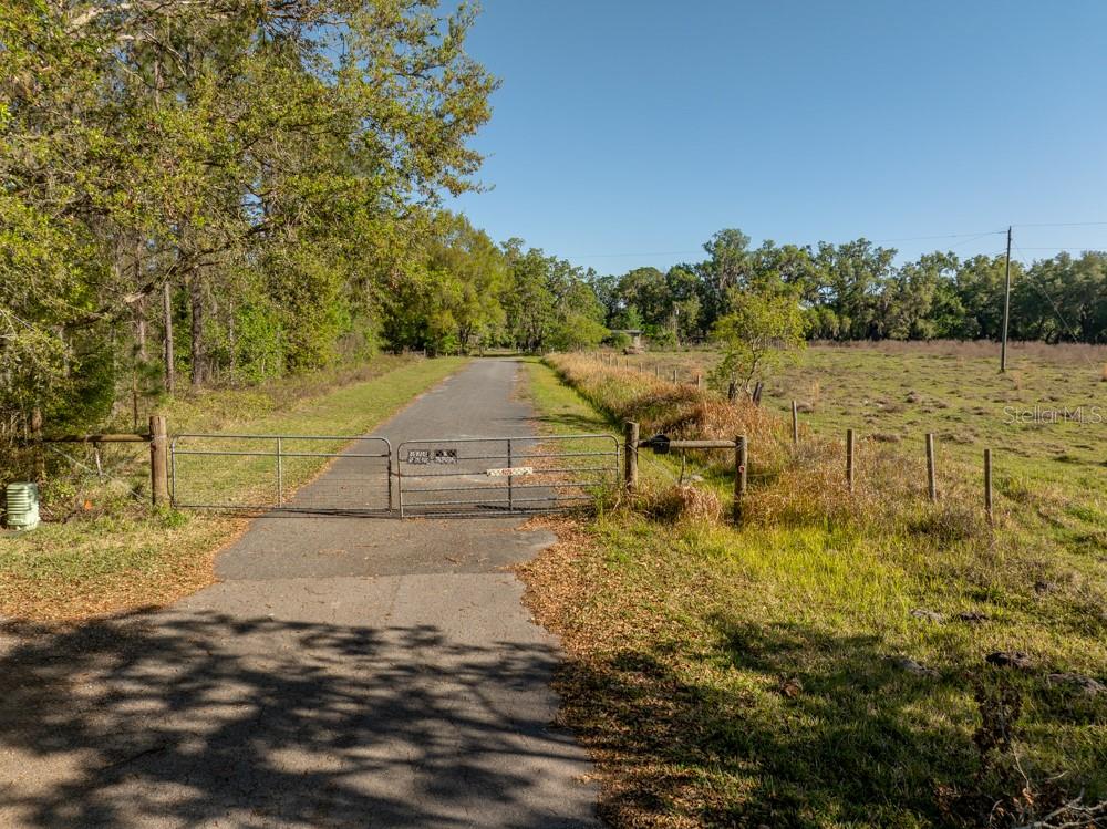 9278/9265 CR 734, CENTER HILL, FL, 33514