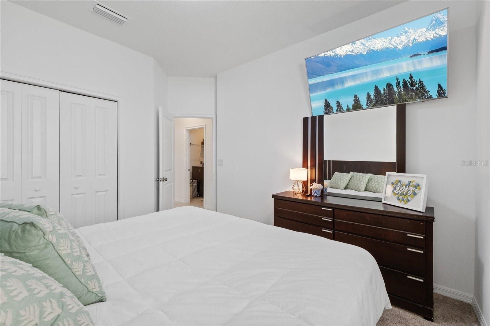 1050 DAVIS HEATHER CIR, SEFFNER, FL, 33584