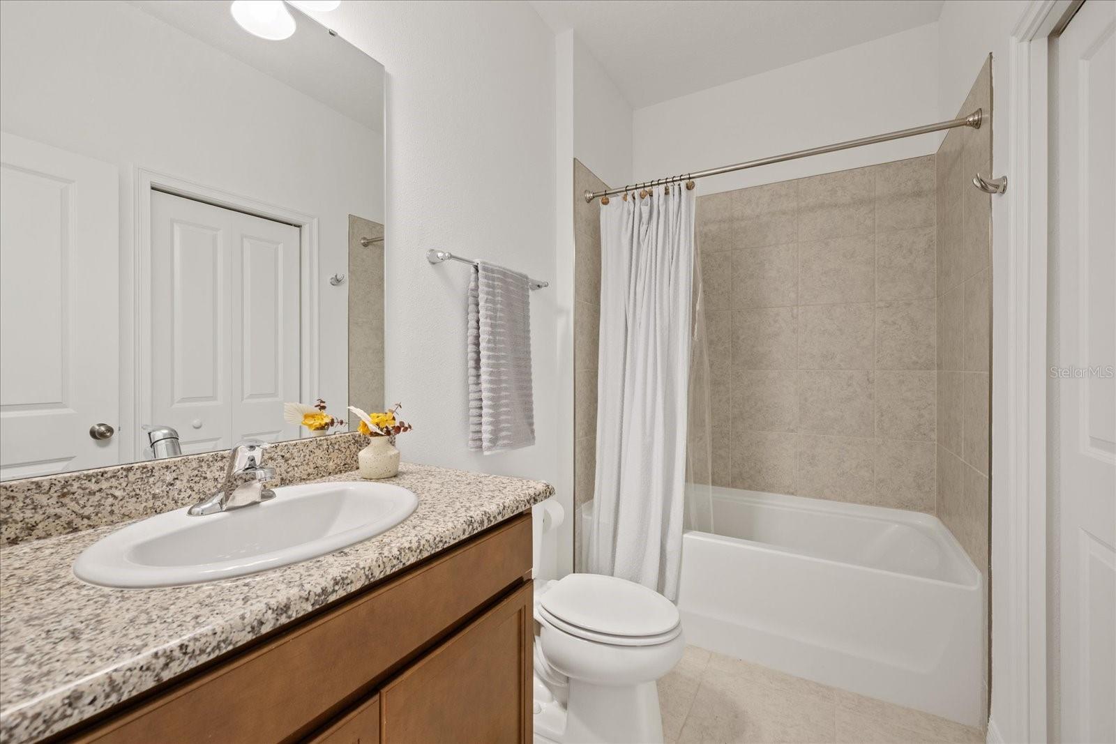1050 DAVIS HEATHER CIR, SEFFNER, FL, 33584