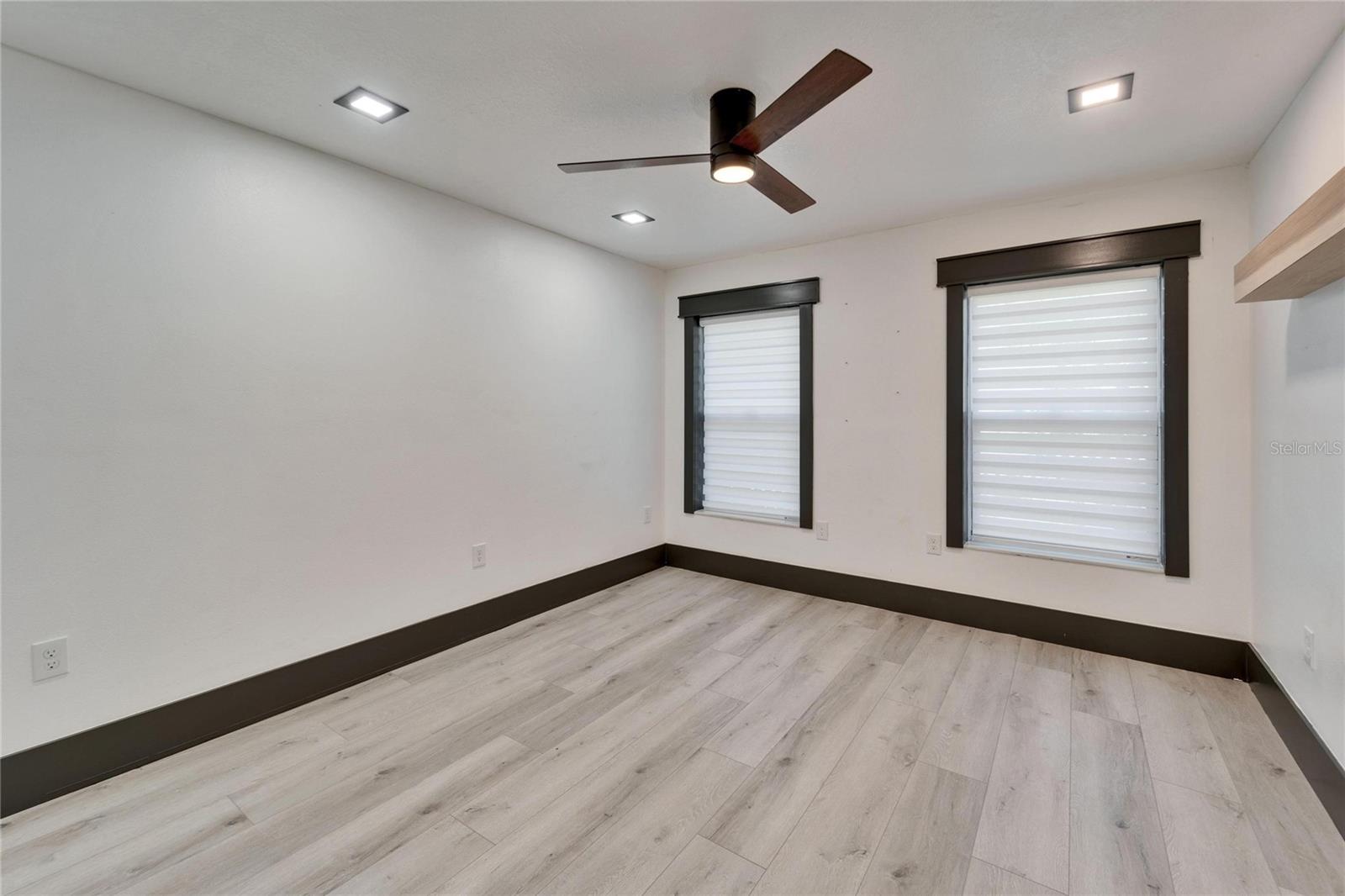 9208 N 27TH ST, TAMPA, FL, 33612