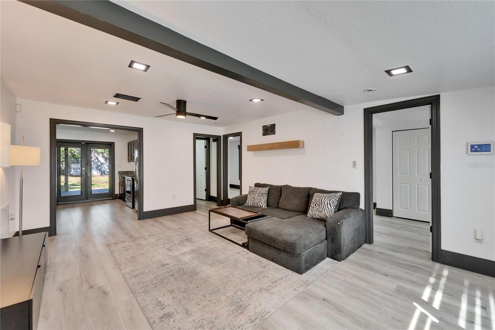 9208 N 27TH ST, TAMPA, FL, 33612