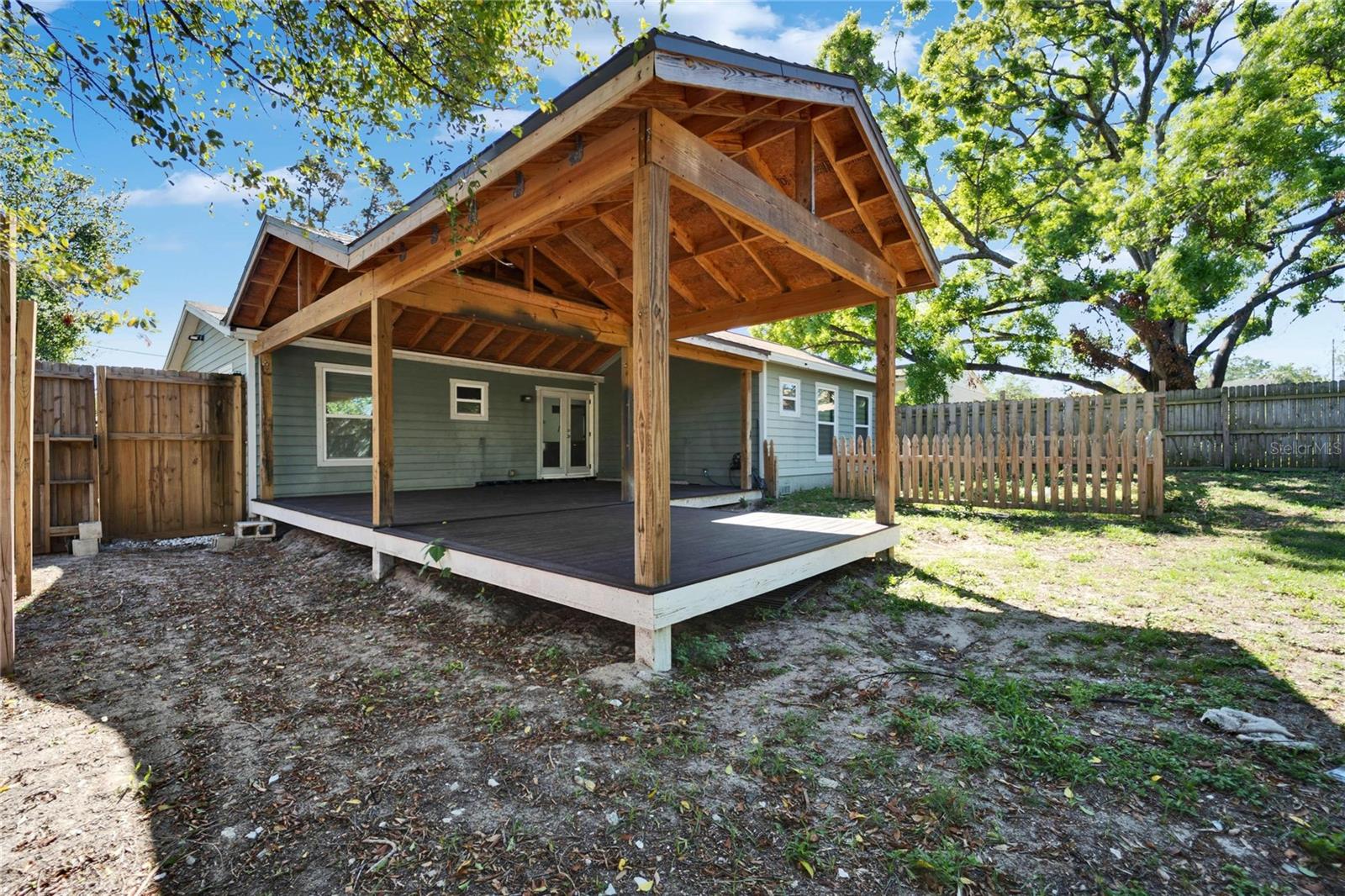 9208 N 27TH ST, TAMPA, FL, 33612