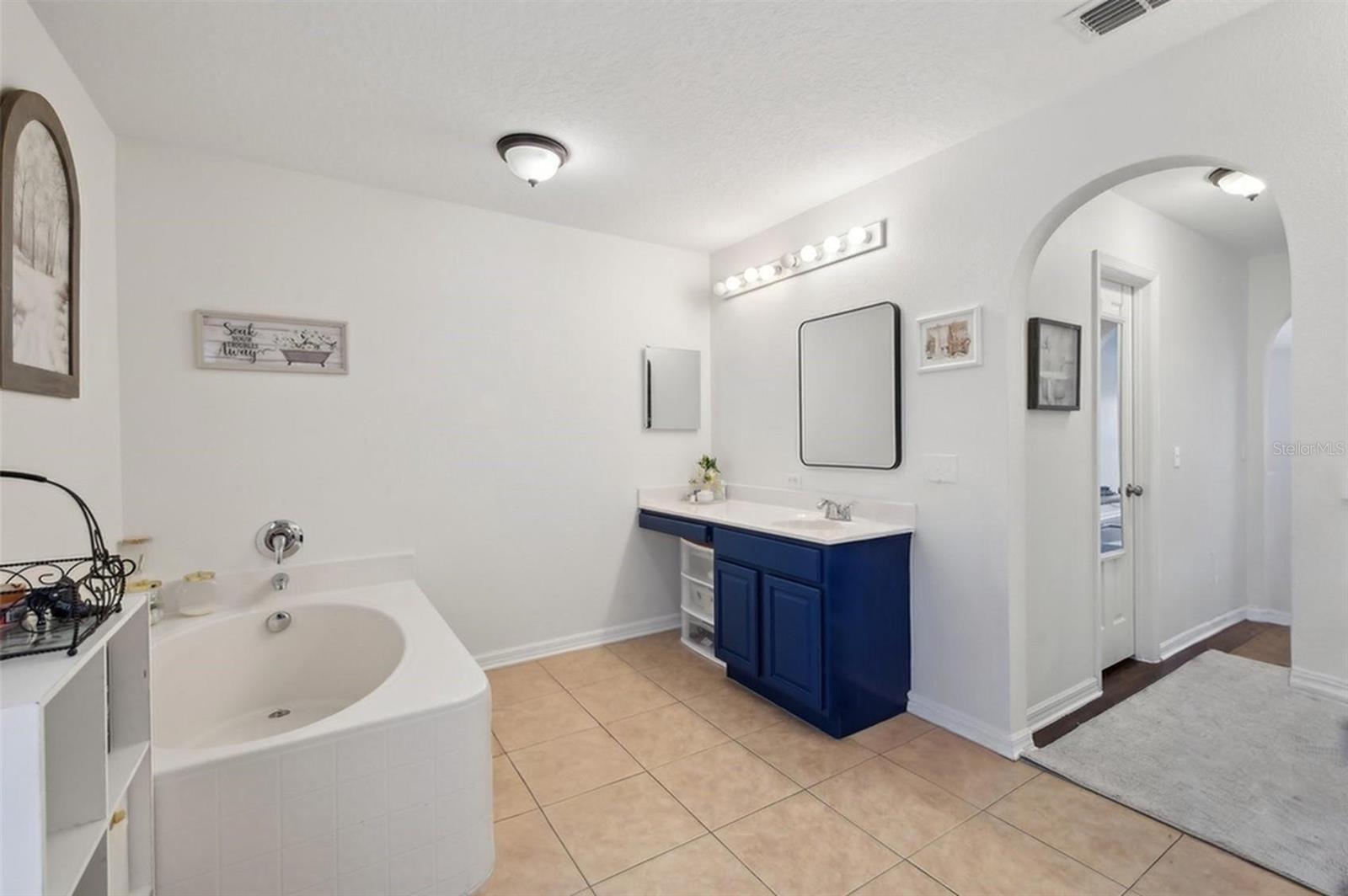 1454 STERNS DR, LEESBURG, FL, 34748