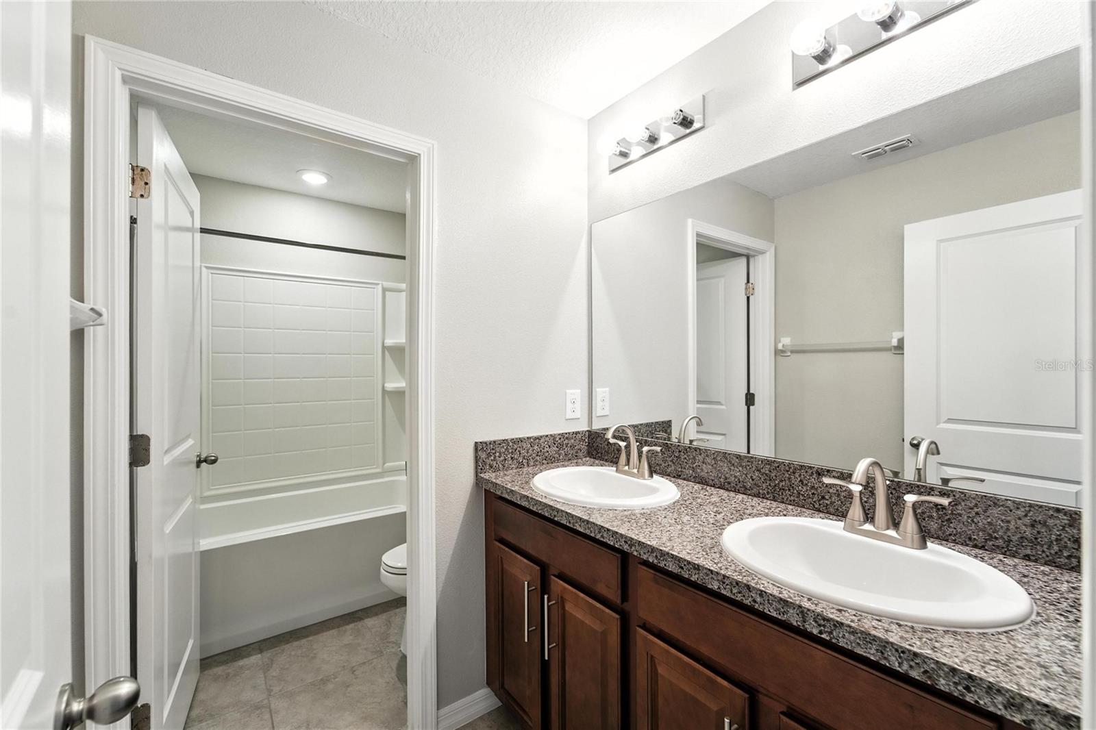 14050 ARBOR PINES DR, RIVERVIEW, FL, 33579