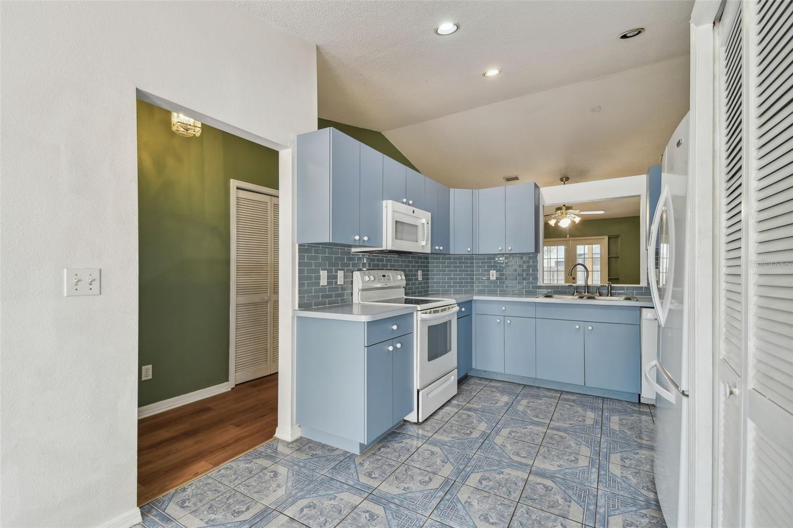2974 SEAN WAY, PALM HARBOR, FL, 34684