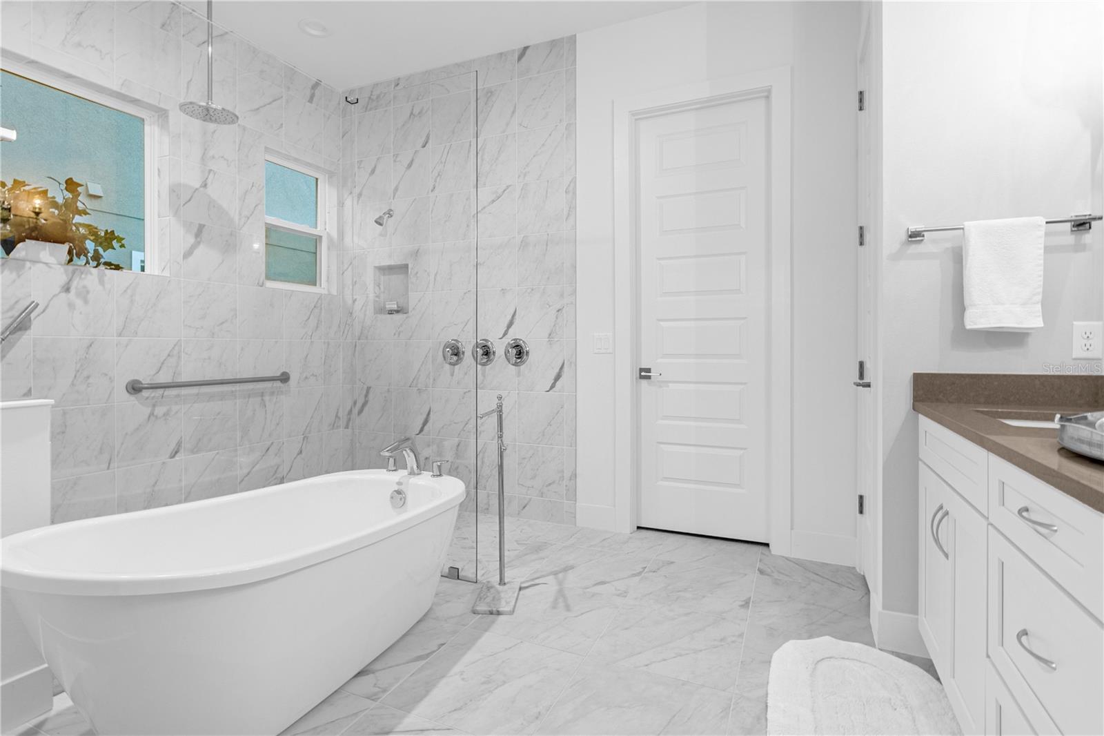 2217 LAKE SYLVAN OAKS CT, SANFORD, FL, 32771