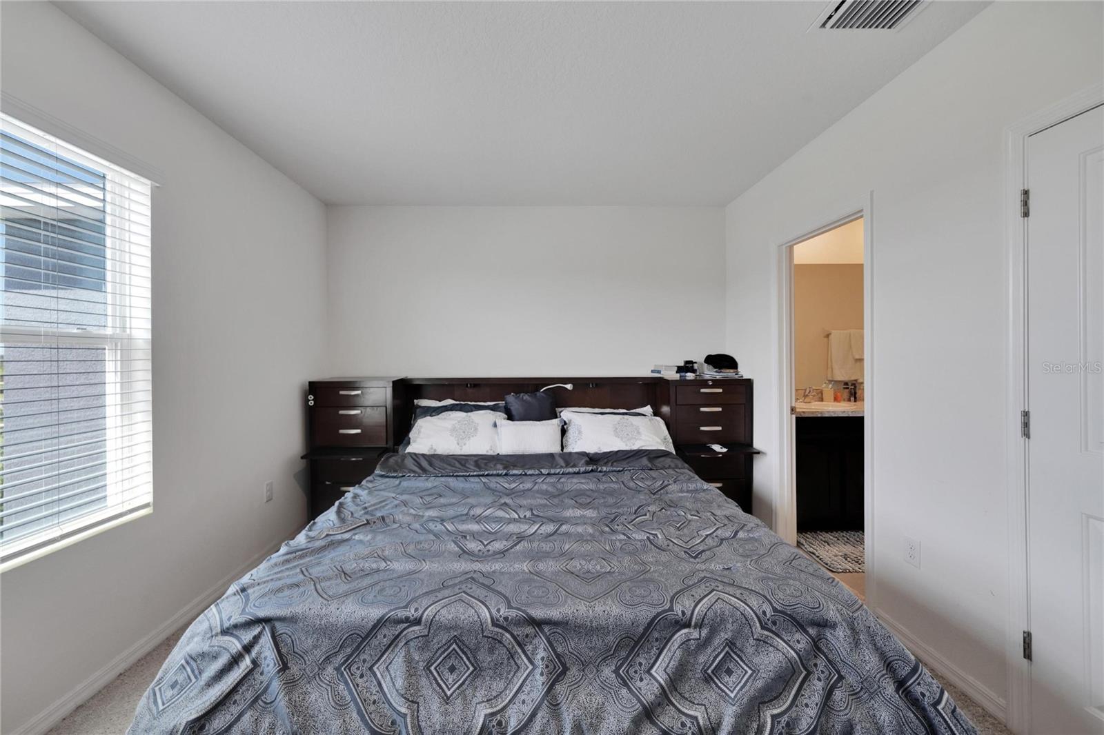 1967 HOVENWEEP RD, WESLEY CHAPEL, FL, 33543