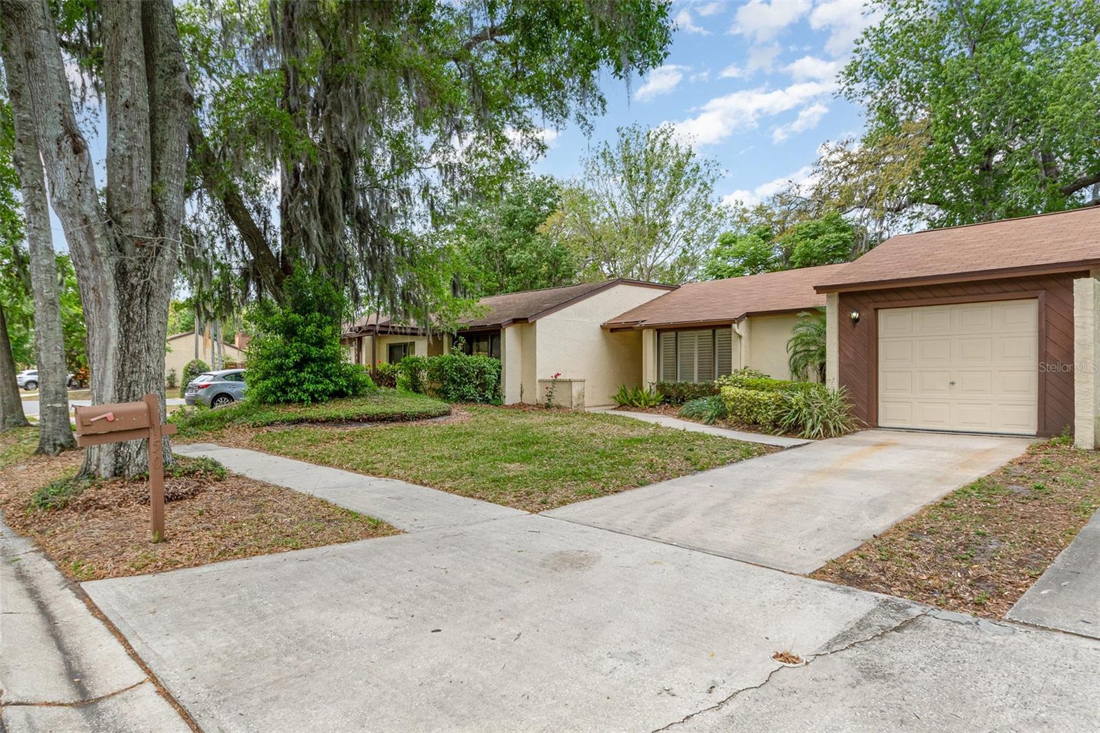 150 VALMORA DR, CASSELBERRY, FL, 32707