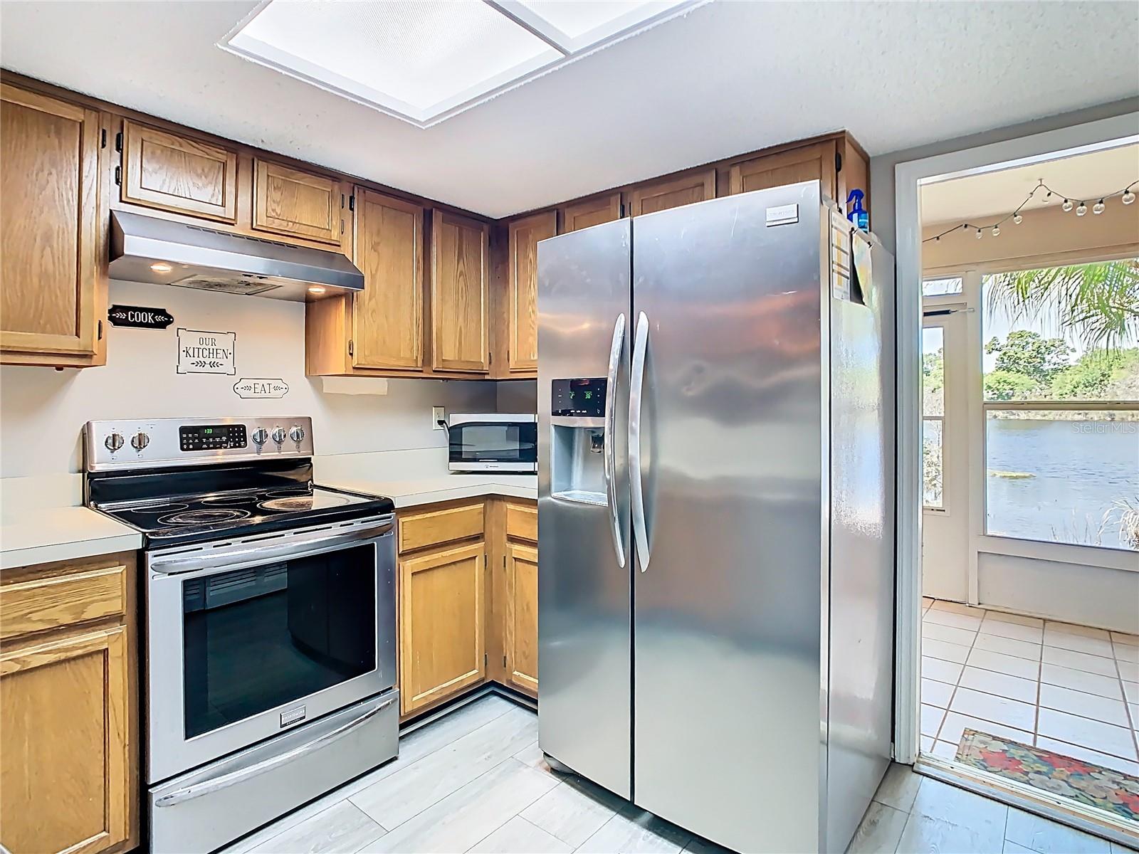 2259 FLETCHERS POINT CIR, TAMPA, FL, 33613