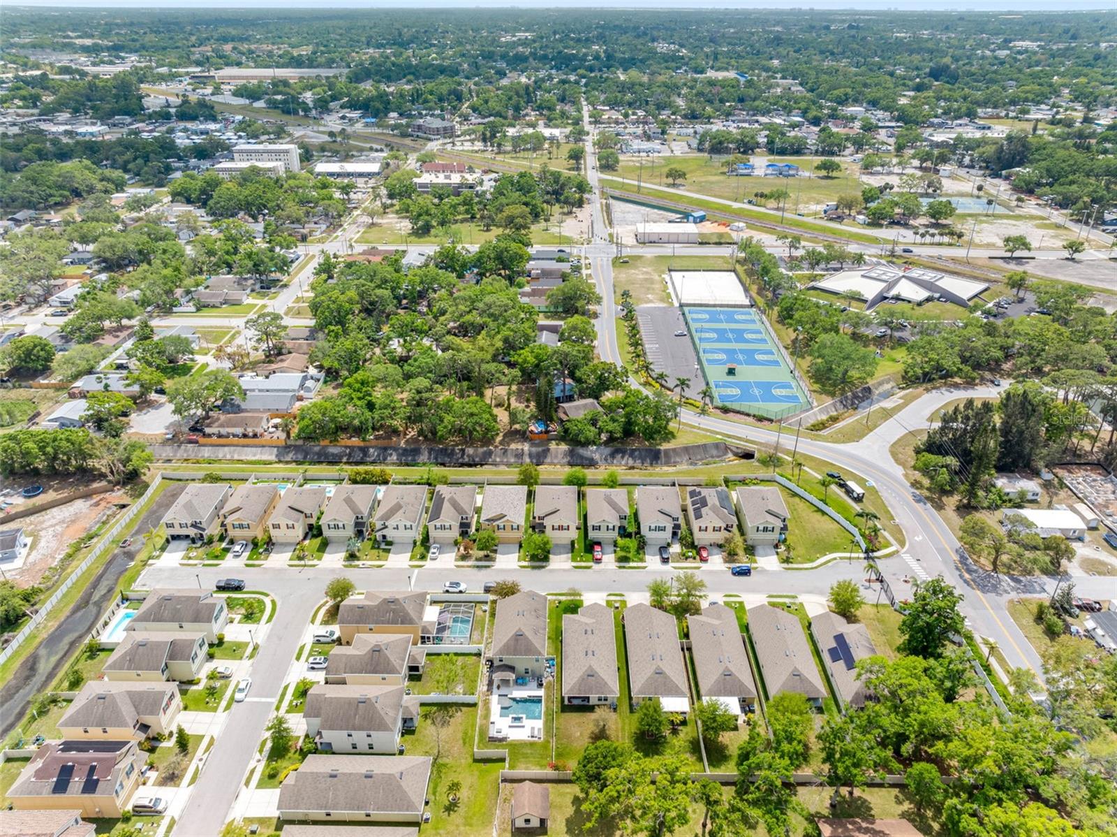5946 81ST AVE N, PINELLAS PARK, FL, 33781