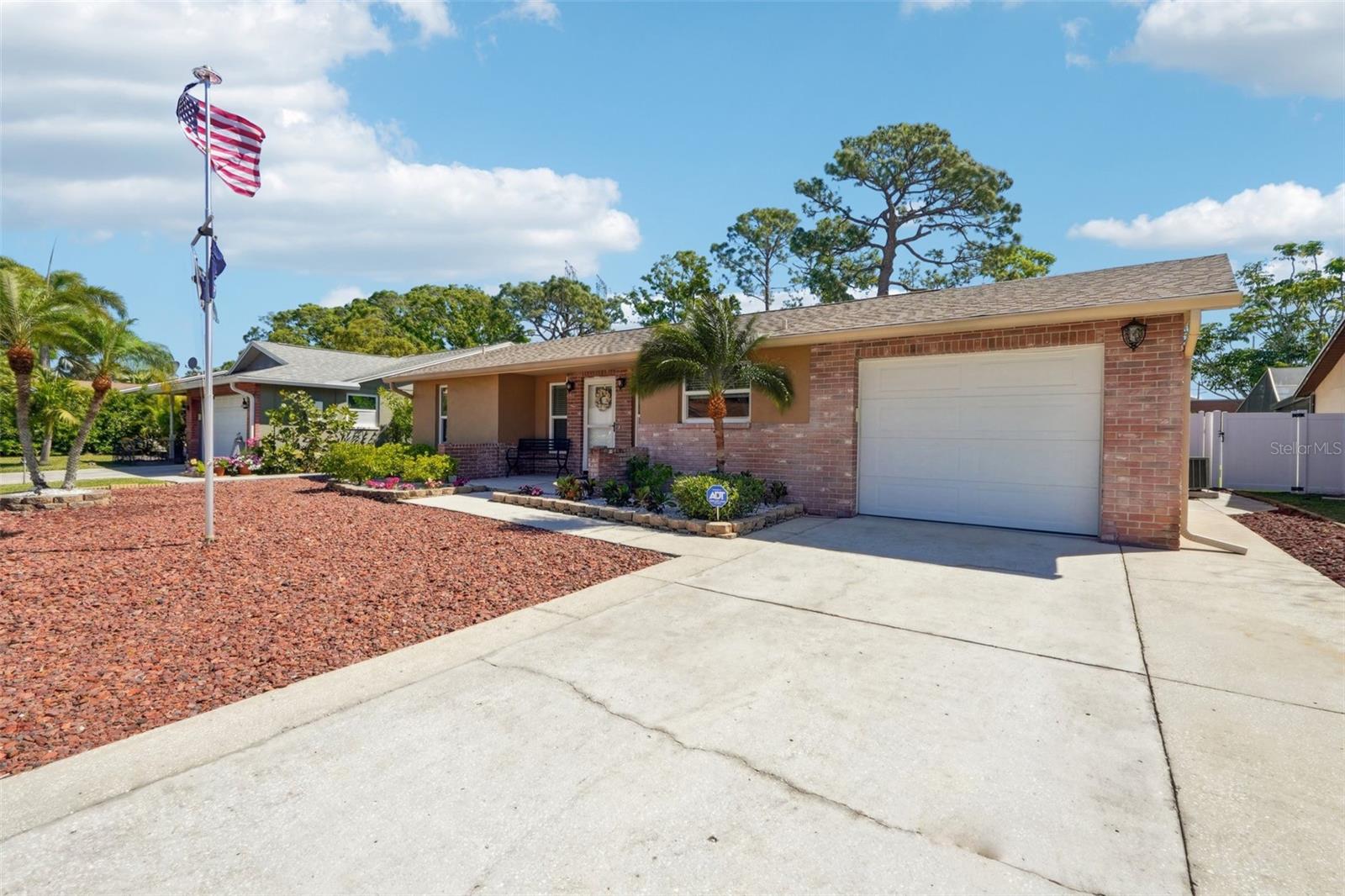 2033 WHITNEY DR, CLEARWATER, FL, 33760