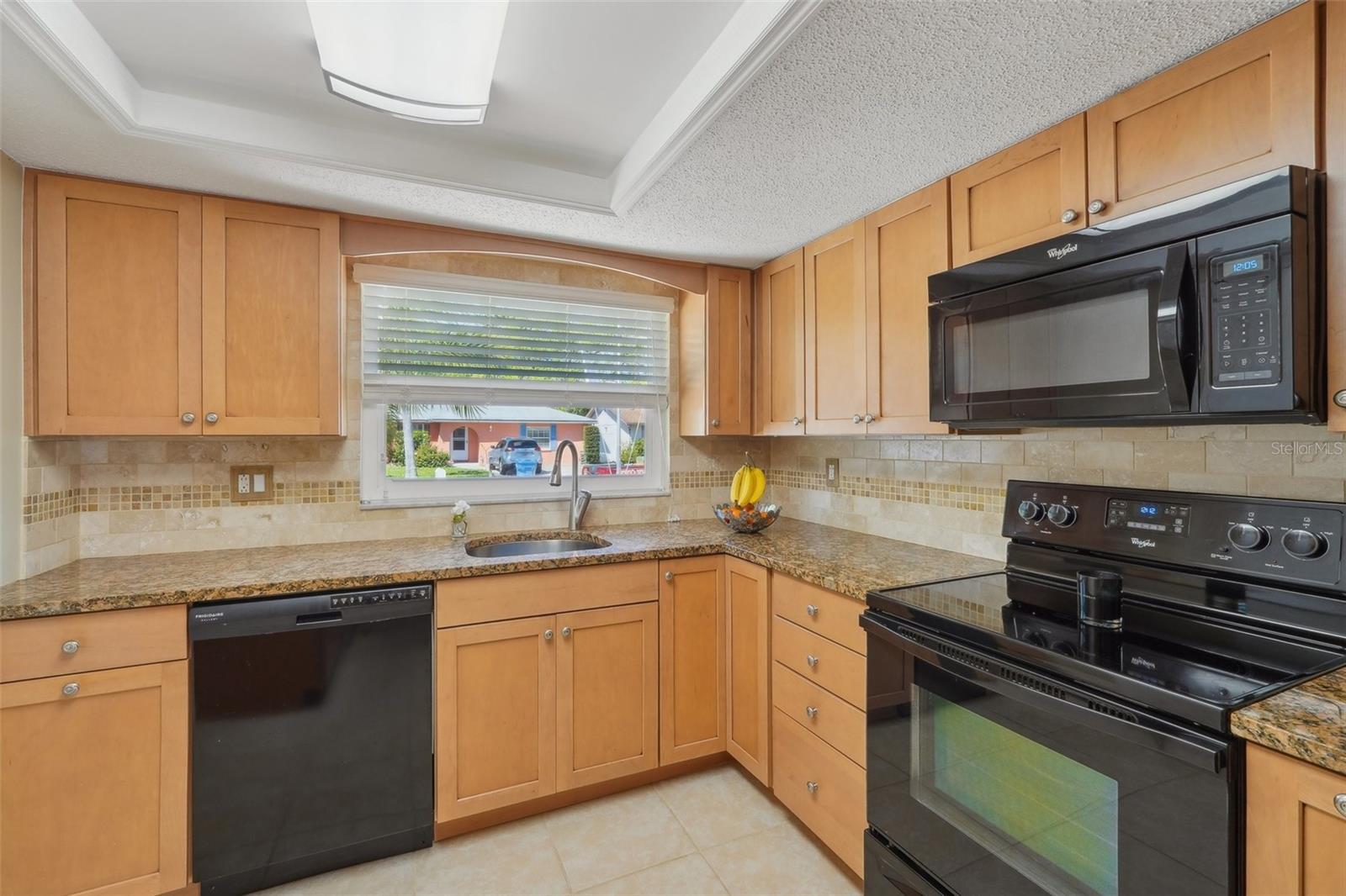 2033 WHITNEY DR, CLEARWATER, FL, 33760