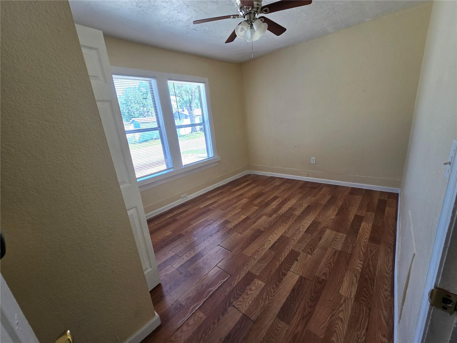1015 23RD AVE W, BRADENTON, FL, 34205
