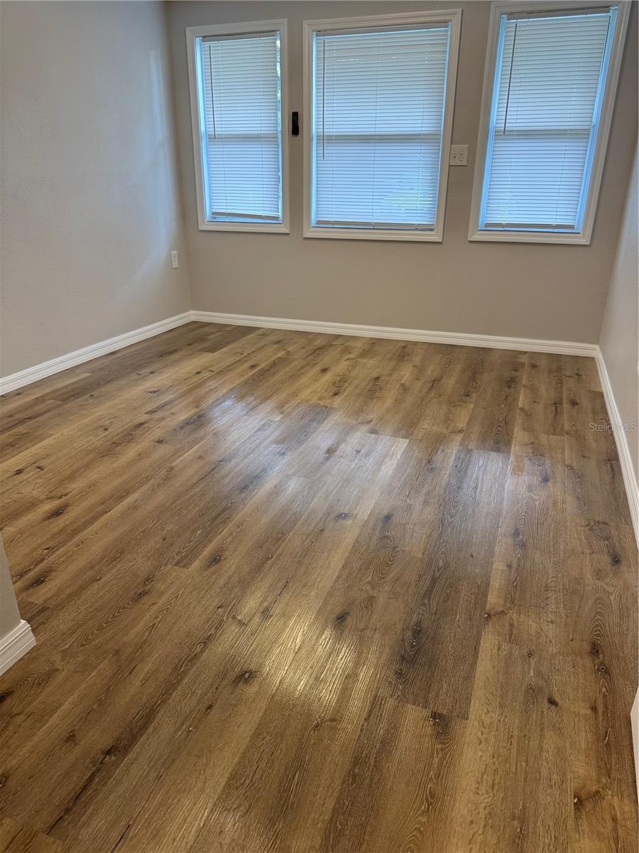207 W GREENWOOD ST, GROVELAND, FL, 34736