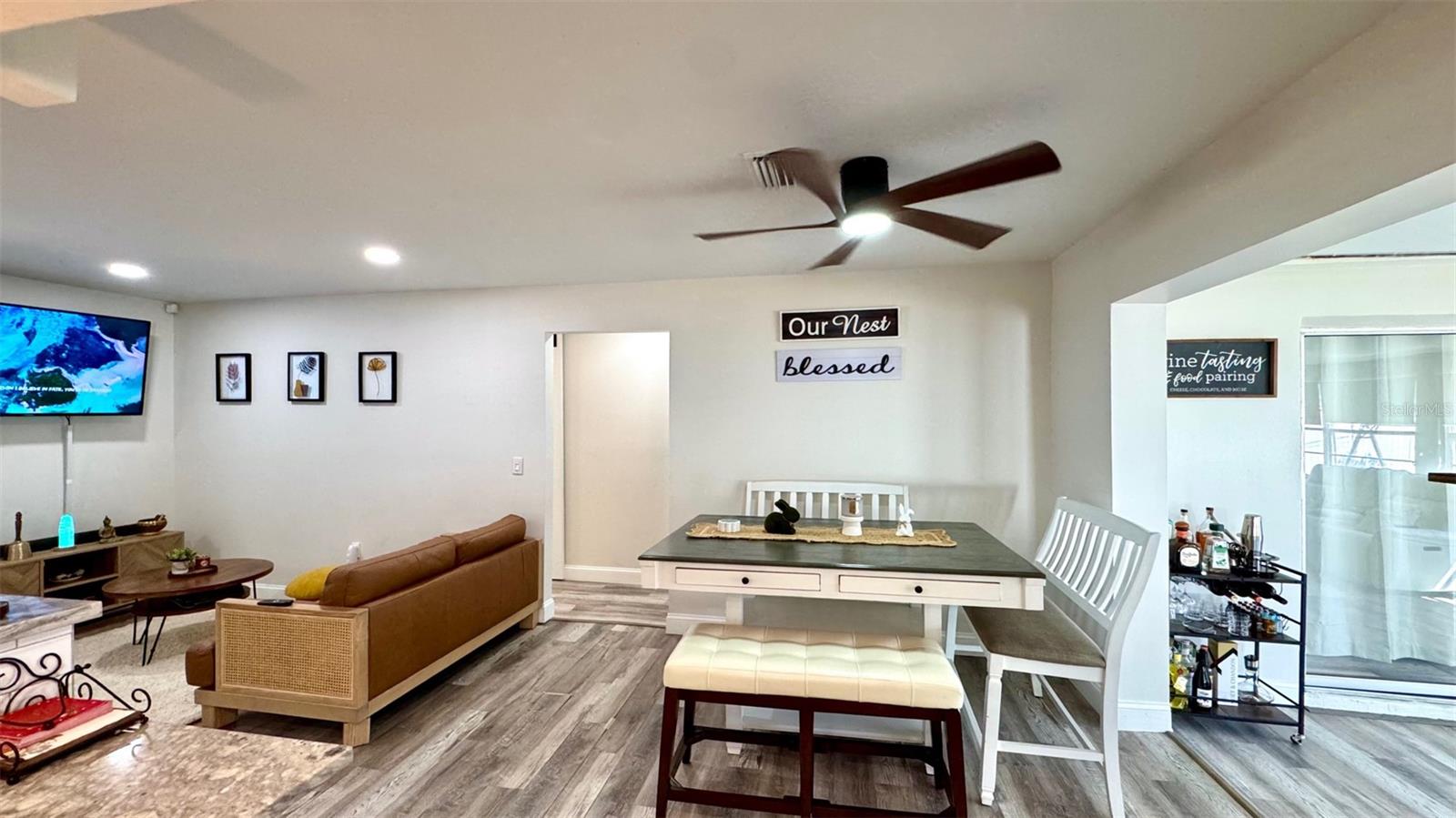232 SE MONROE CIR N, ST PETERSBURG, FL, 33703