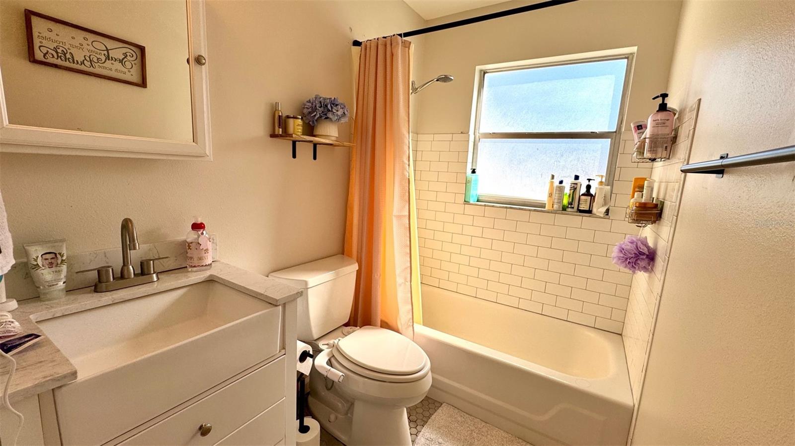 232 SE MONROE CIR N, ST PETERSBURG, FL, 33703
