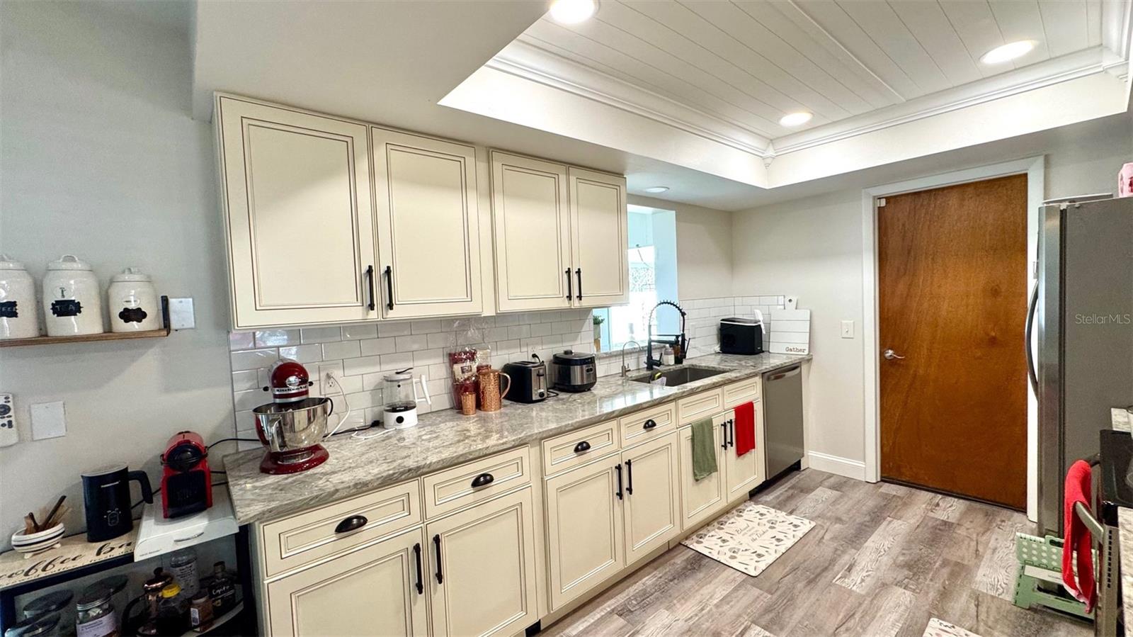 232 SE MONROE CIR N, ST PETERSBURG, FL, 33703