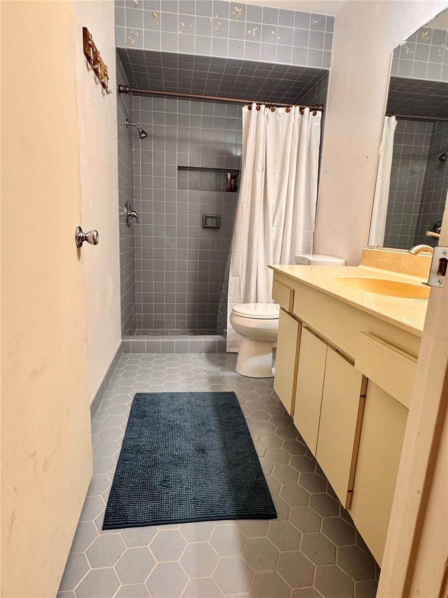 7705 4TH AVE W #7705, BRADENTON, FL, 34209