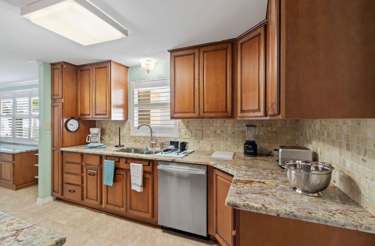 12352 83RD AVE, SEMINOLE, FL, 33772