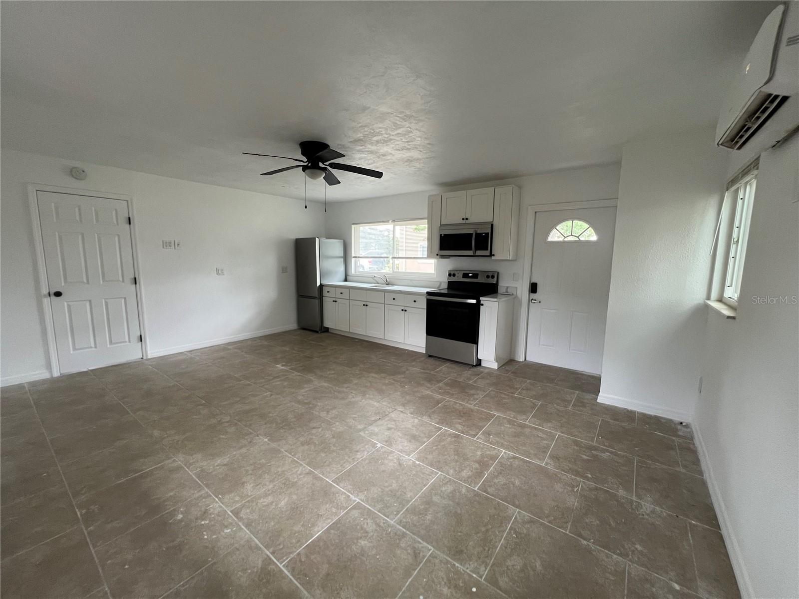 SOUTH DAYTONA, FL, 32119