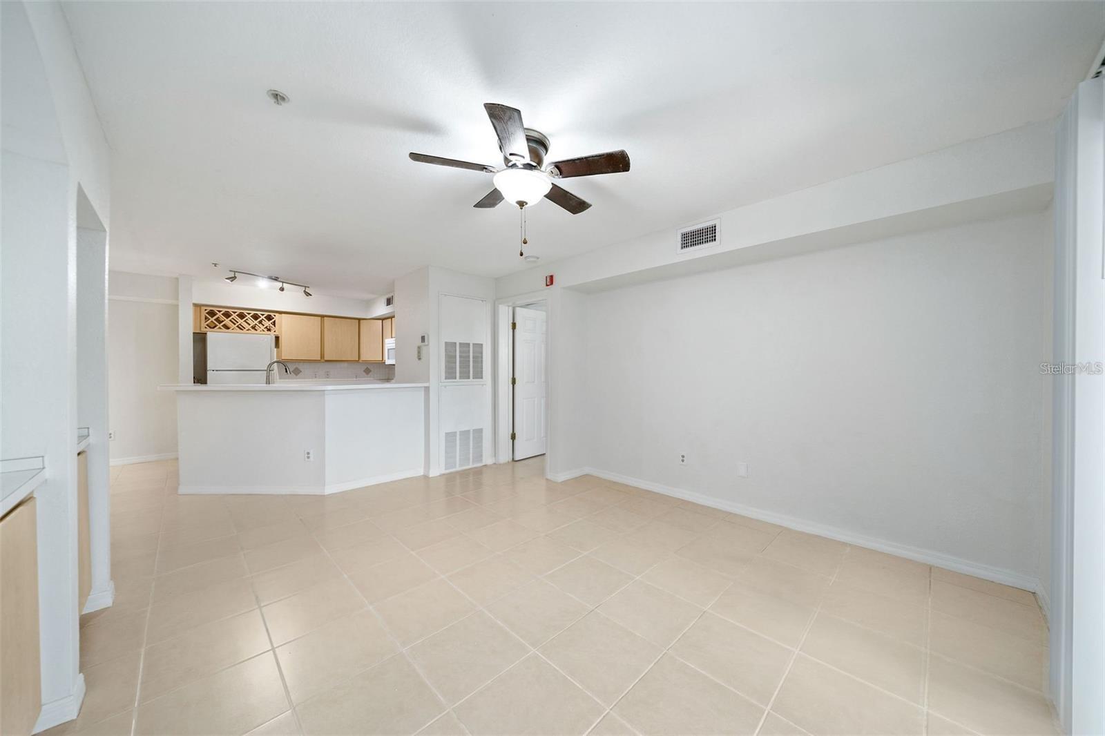 823 CAMARGO WAY #104, ALTAMONTE SPRINGS, FL, 32714