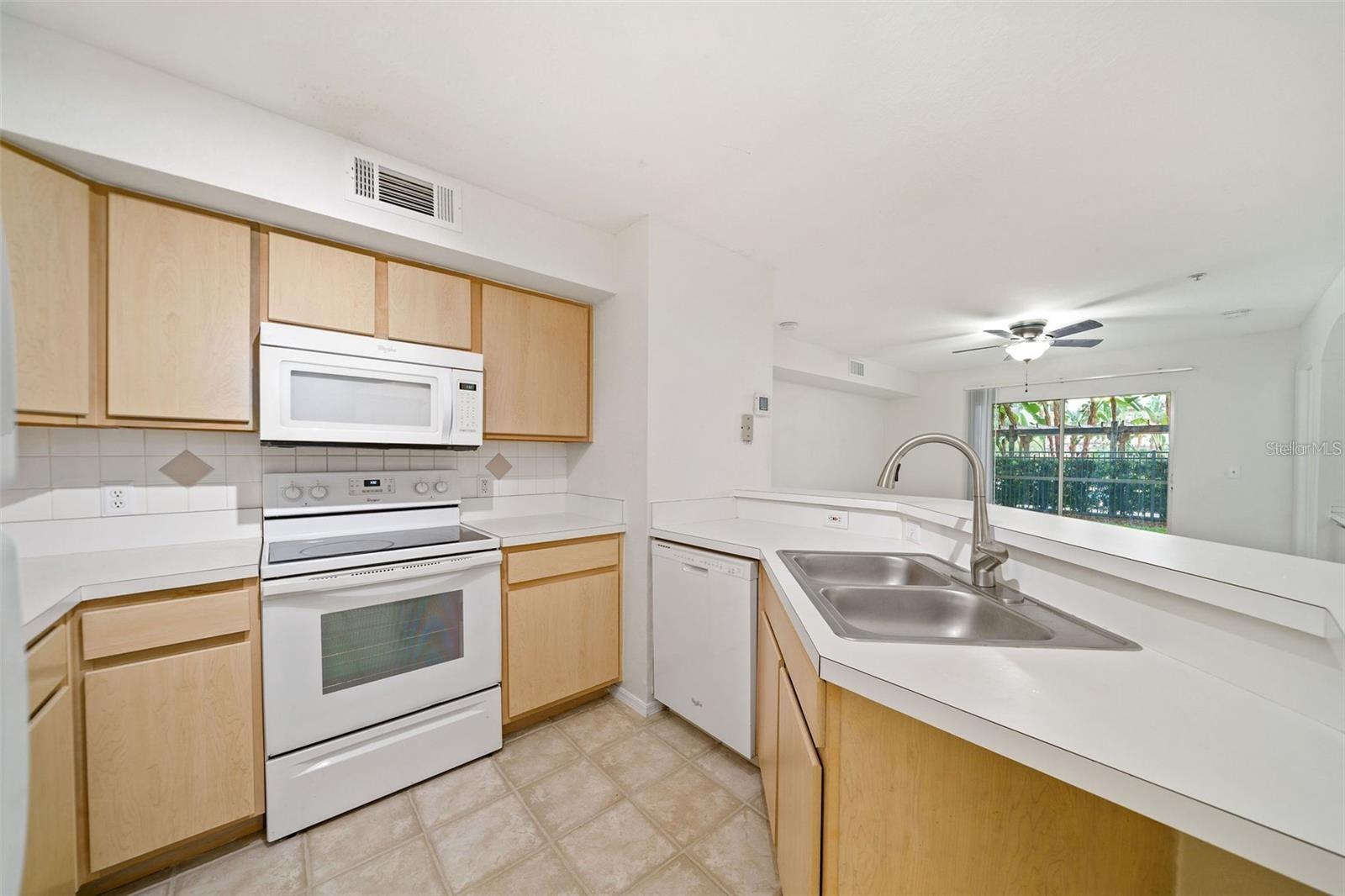 823 CAMARGO WAY #104, ALTAMONTE SPRINGS, FL, 32714