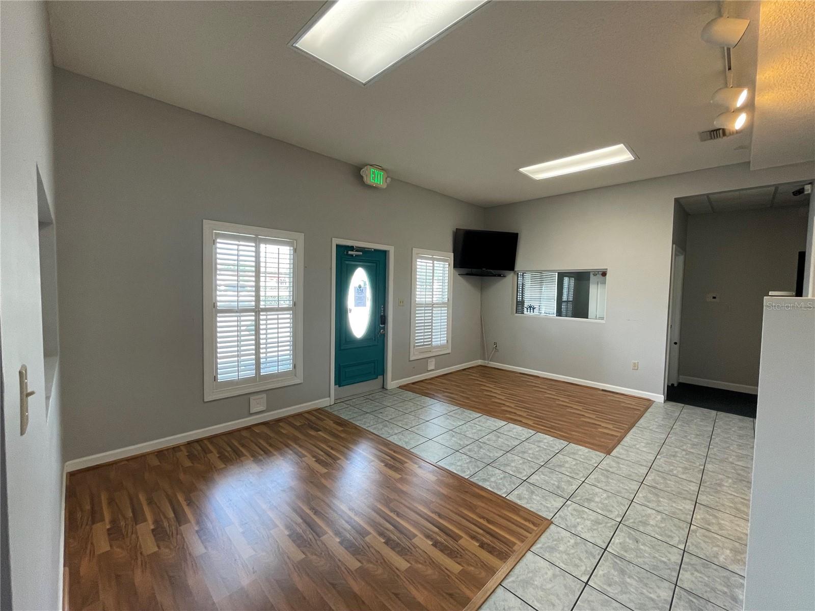 18610 US HIGHWAY 441, MOUNT DORA, FL, 32757