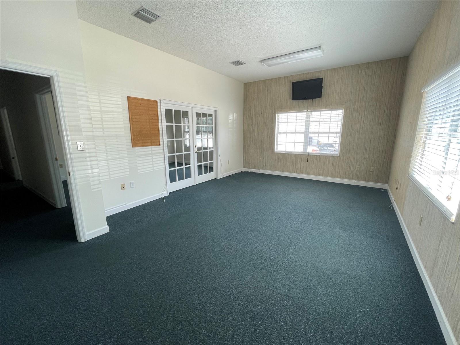 18610 US HIGHWAY 441, MOUNT DORA, FL, 32757
