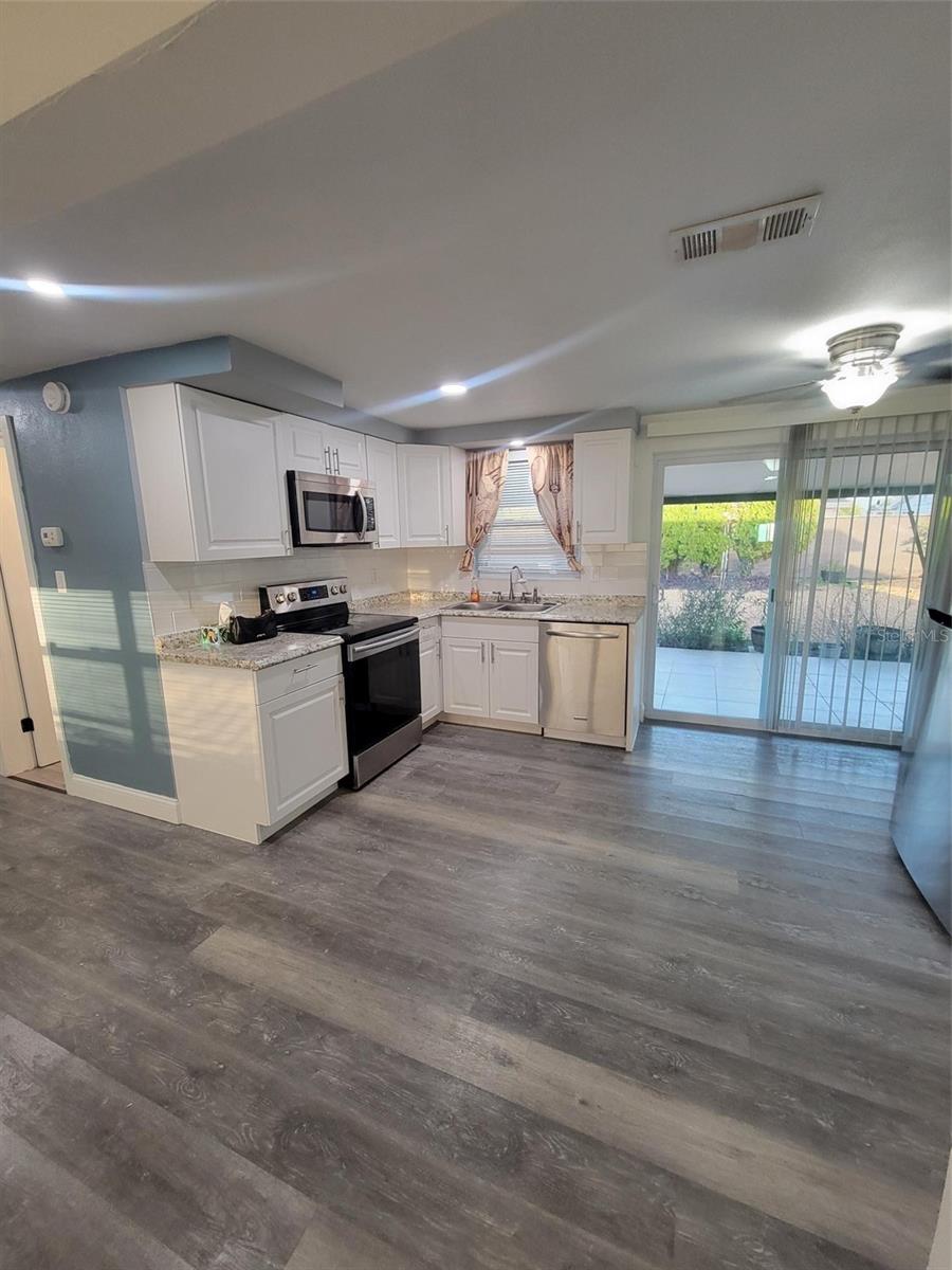 1132 CLAIRBORNE ST, HOLIDAY, FL, 34690