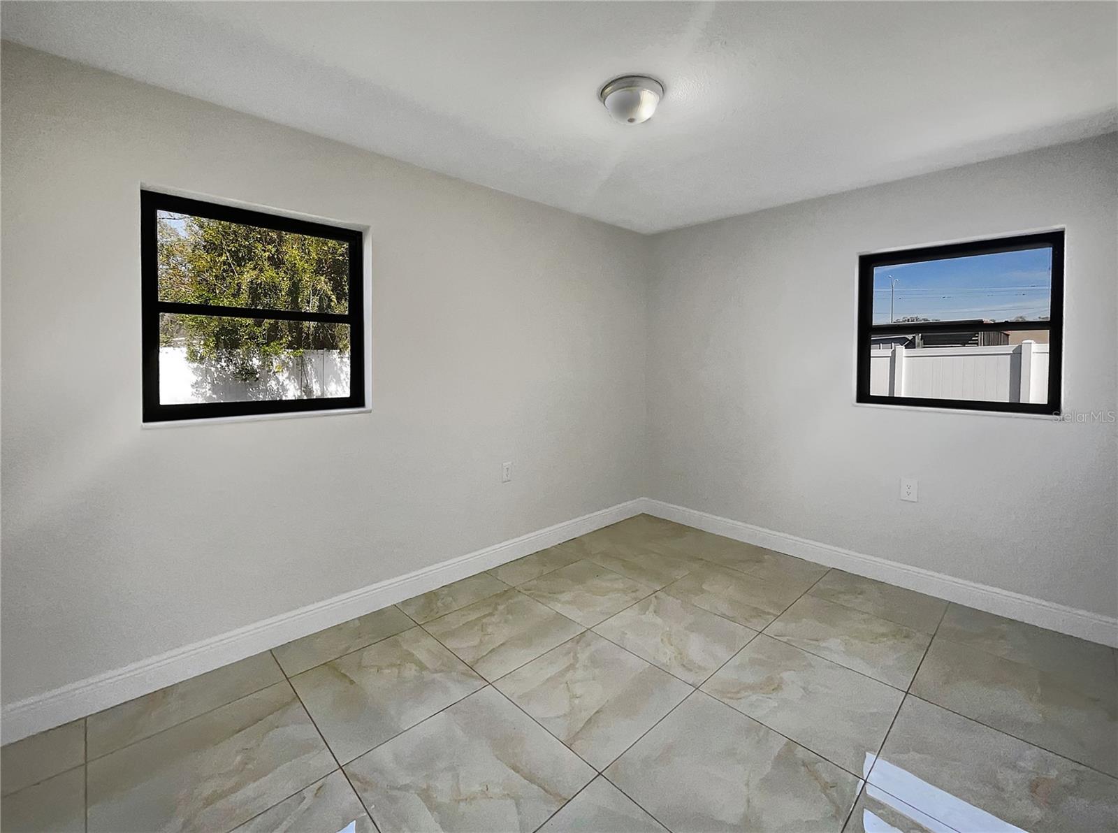 322 HOFFMAN BLVD, TAMPA, FL, 33612