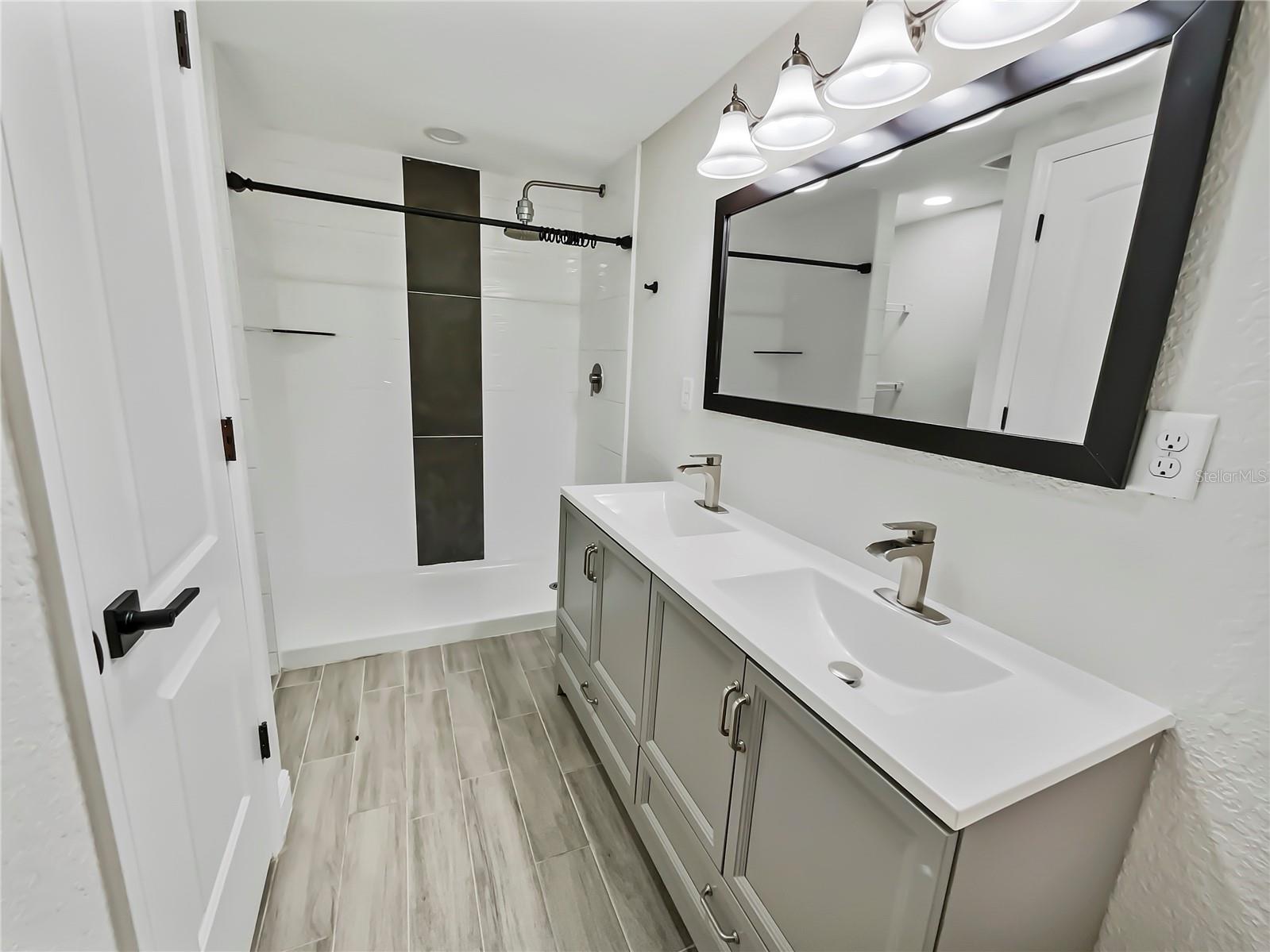 4907 E CLIFTON ST, TAMPA, FL, 33610
