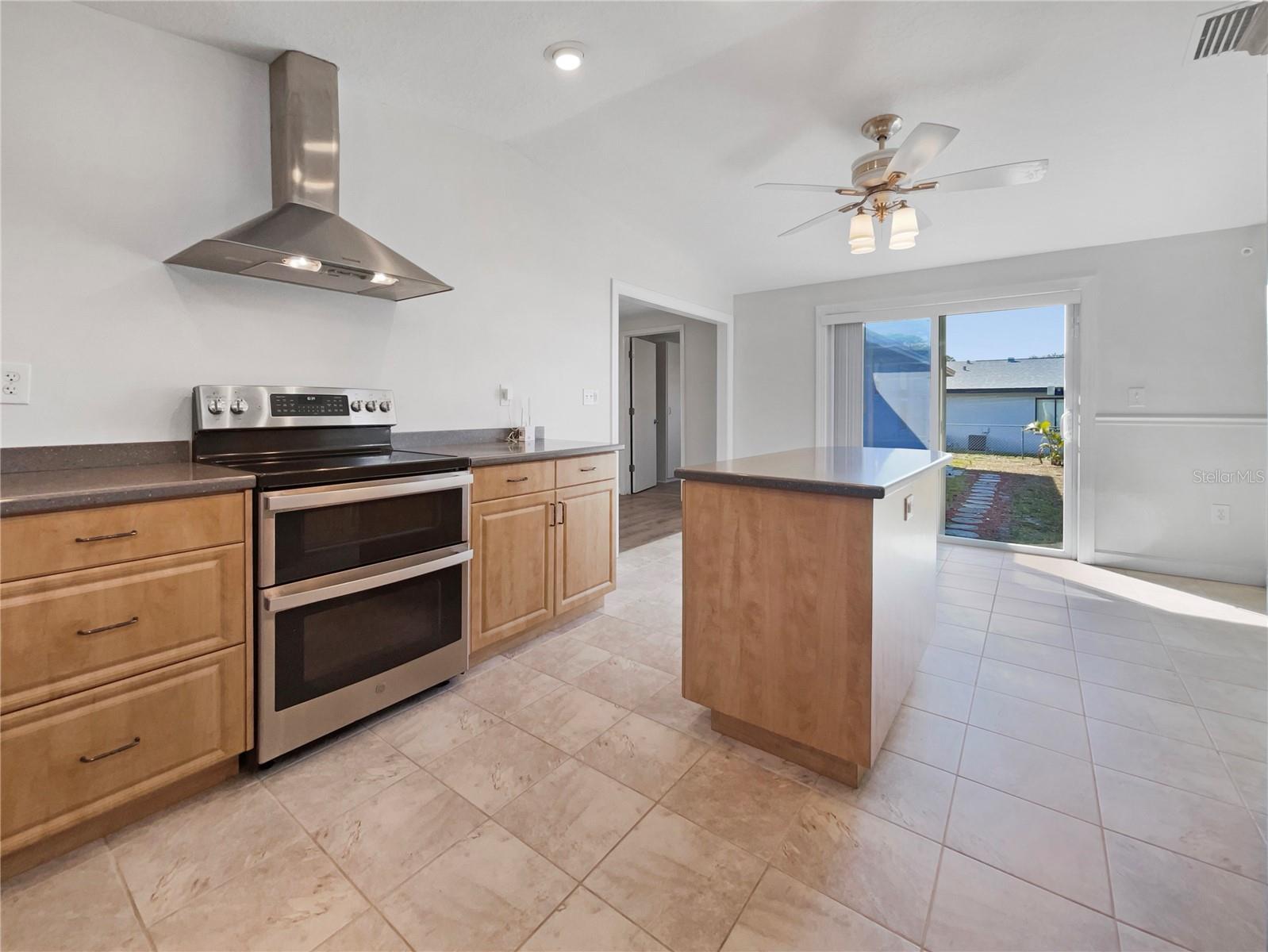 6804 11TH ST W, BRADENTON, FL, 34207