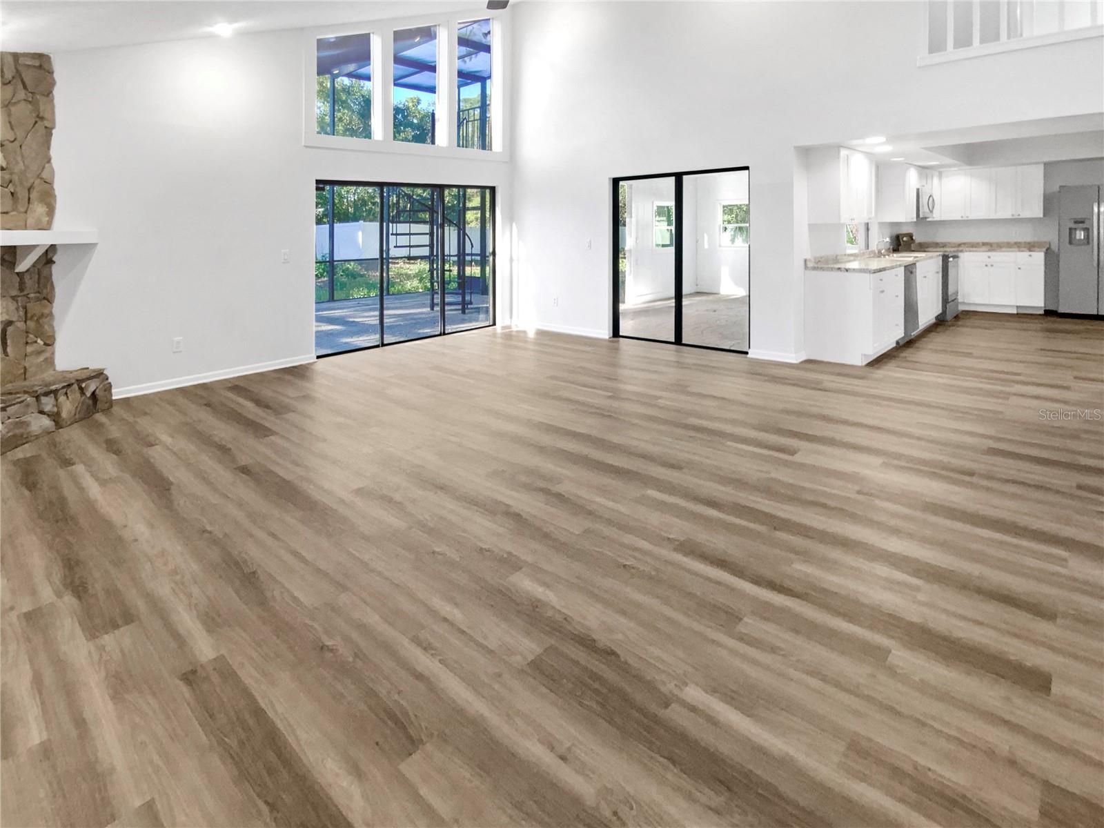 2405 BURLWOOD DR, LUTZ, FL, 33549