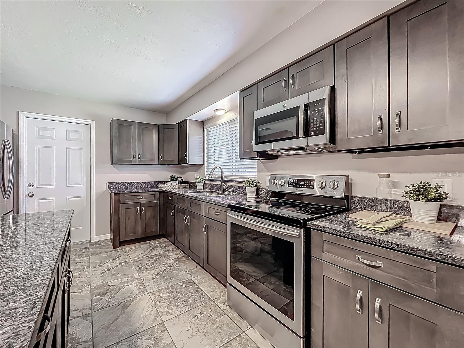 7145 KNOTTYPINE AVE, WINTER PARK, FL, 32792